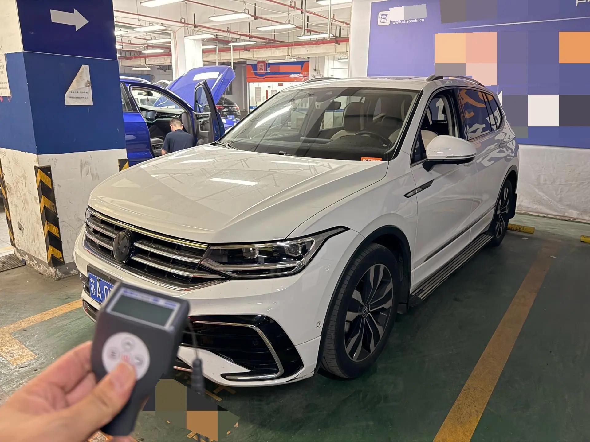 Volkswagen 2023 Tiguan L R-Line 2.0TSI 330TSI Front-Wheel Drive R-Line Prestige Edition (Facelift) Automatic