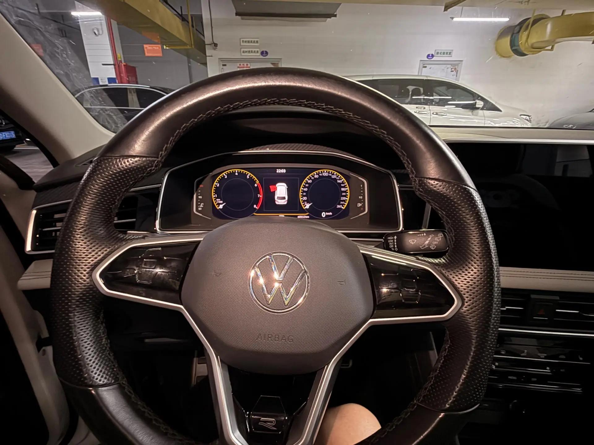 Volkswagen 2023 Tiguan L R-Line 2.0TSI 330TSI Front-Wheel Drive R-Line Prestige Edition (Facelift) Automatic 11