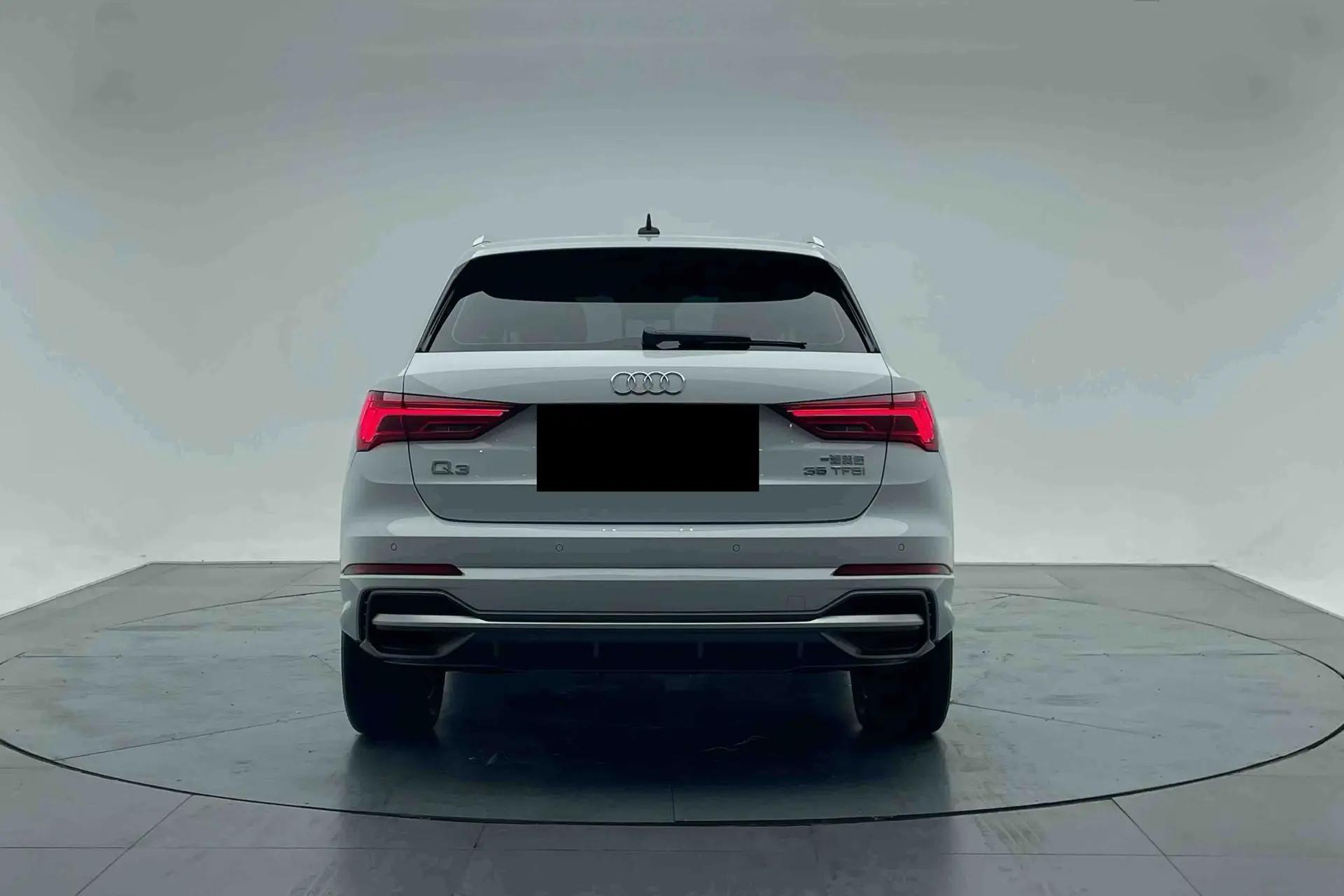 Audi Q3 2022 35 TFSI Fashion Dynamic 4