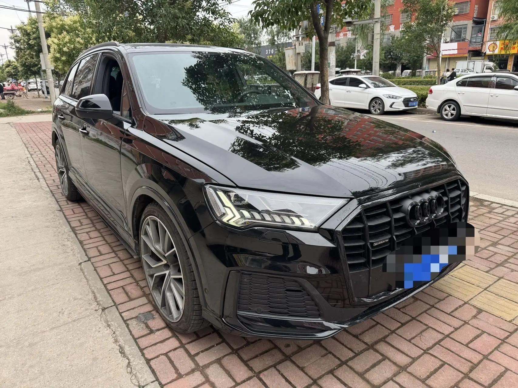 Audi Q7 (Imported) 2023 Q7 48V 3.0TFSI 55TFSI Quattro S Honorable Automatic Gear 2