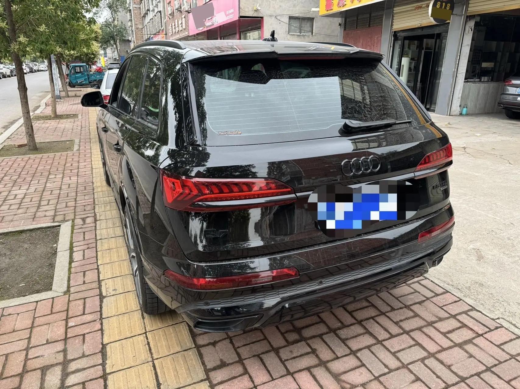Audi Q7 (Imported) 2023 Q7 48V 3.0TFSI 55TFSI Quattro S Honorable Automatic Gear 4
