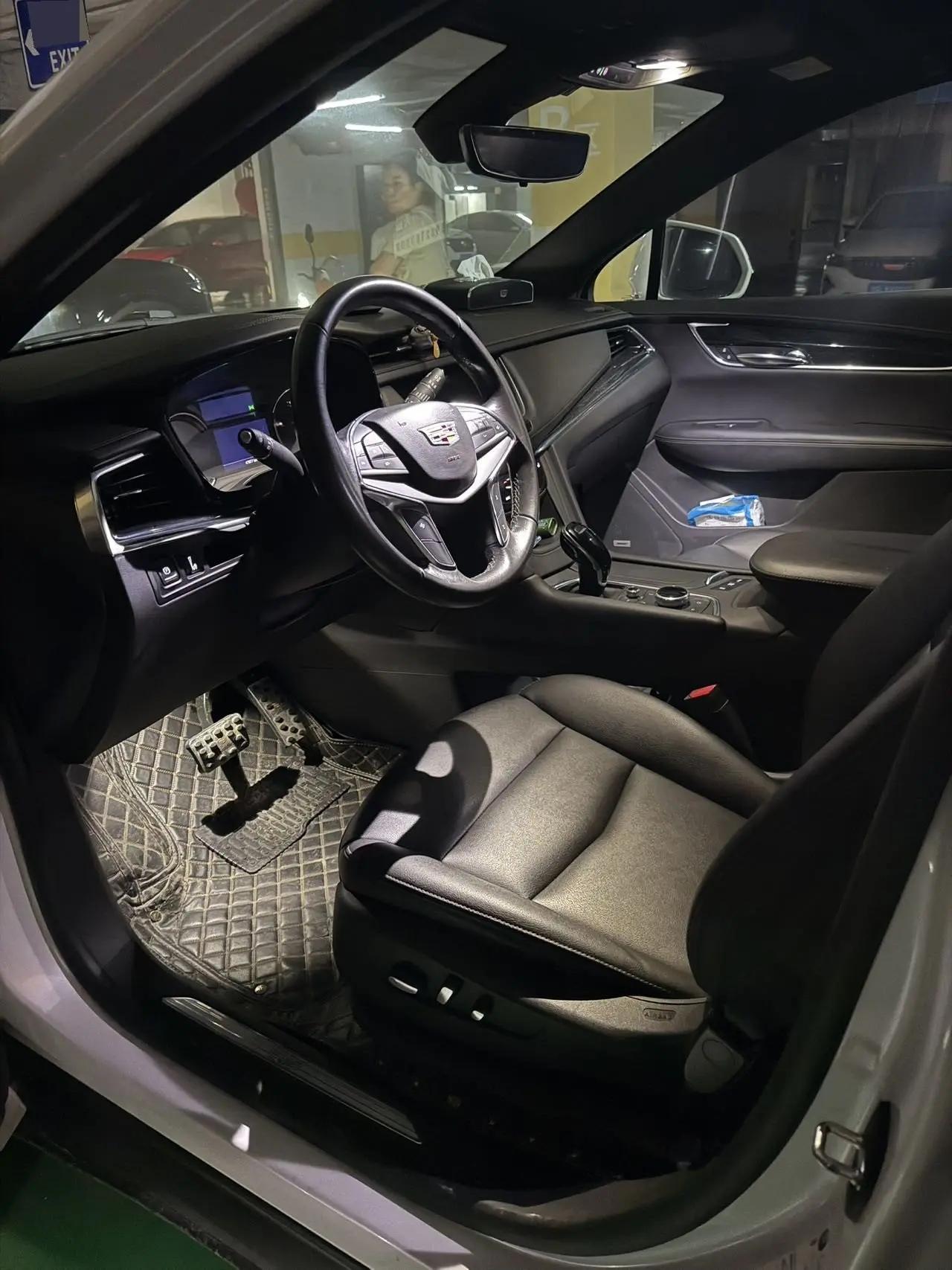 Cadillac XT5 2021 28T Luxury Model 3