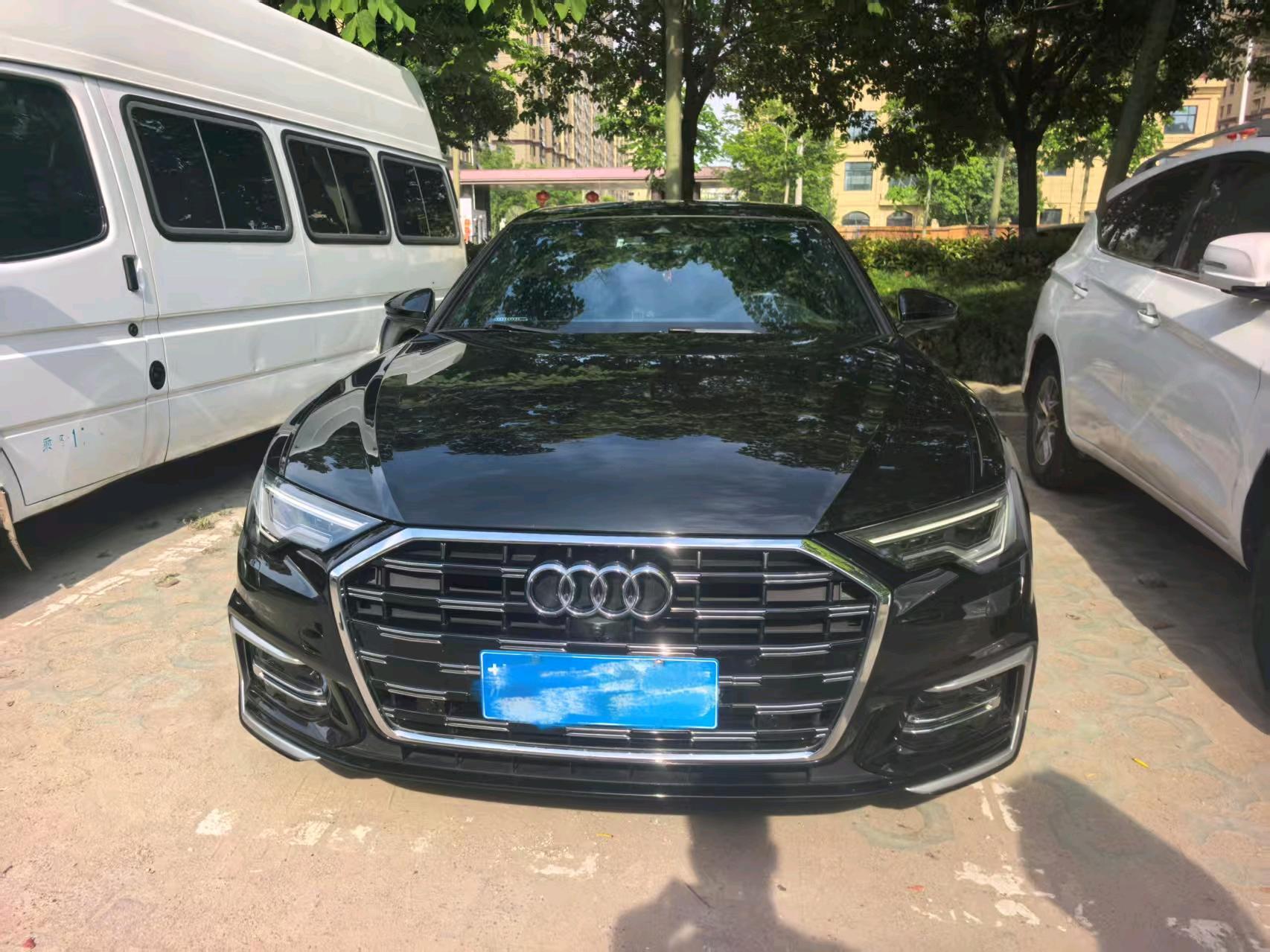 Audi A6L 2022 model changed to 45 TFSI dynamic model 3