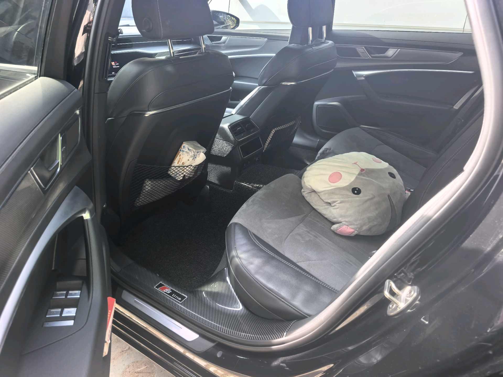 Audi A6L 2022 model changed to 45 TFSI dynamic model 5