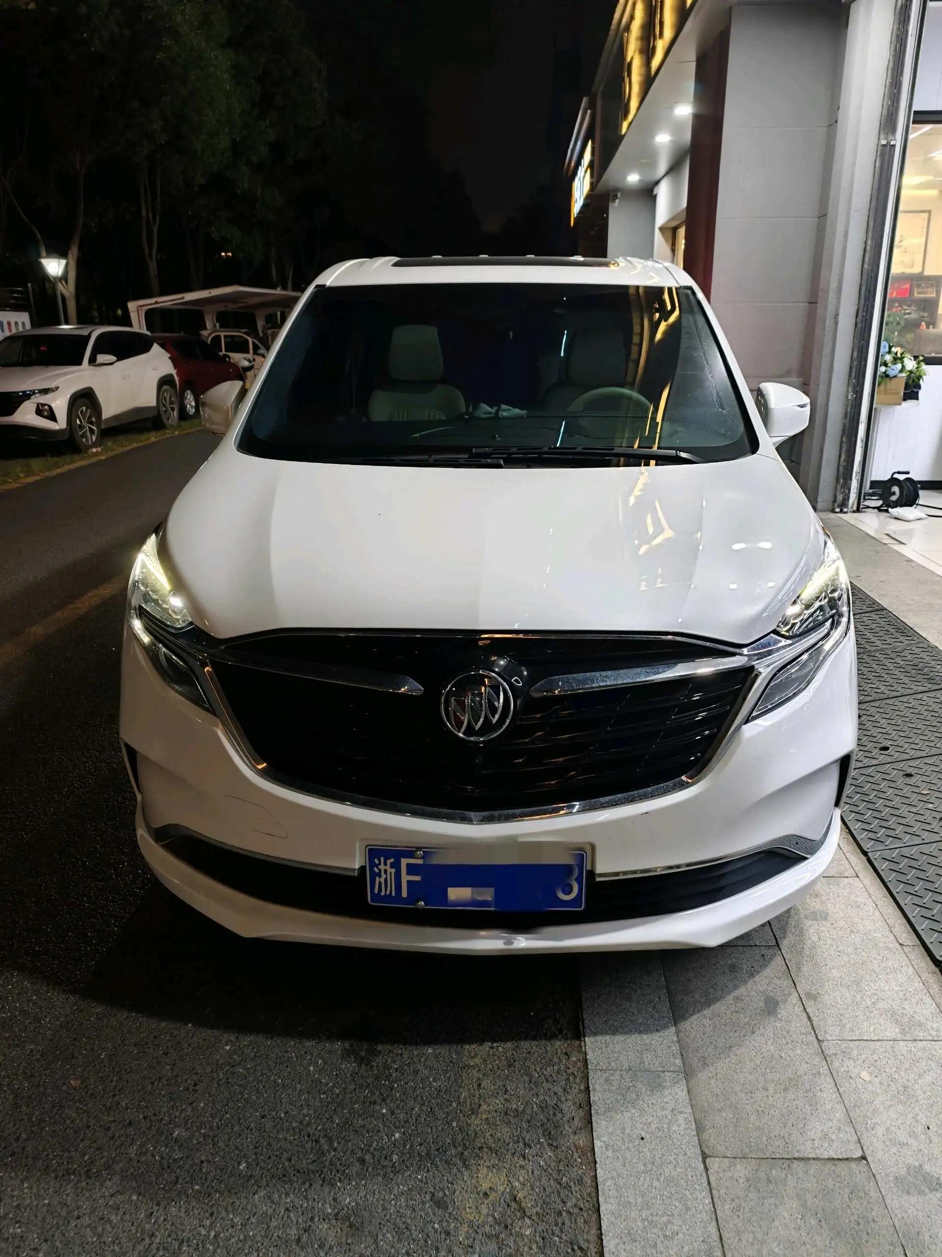 Buick GL8 2021 ES Lu Zun 653T Comfort 3