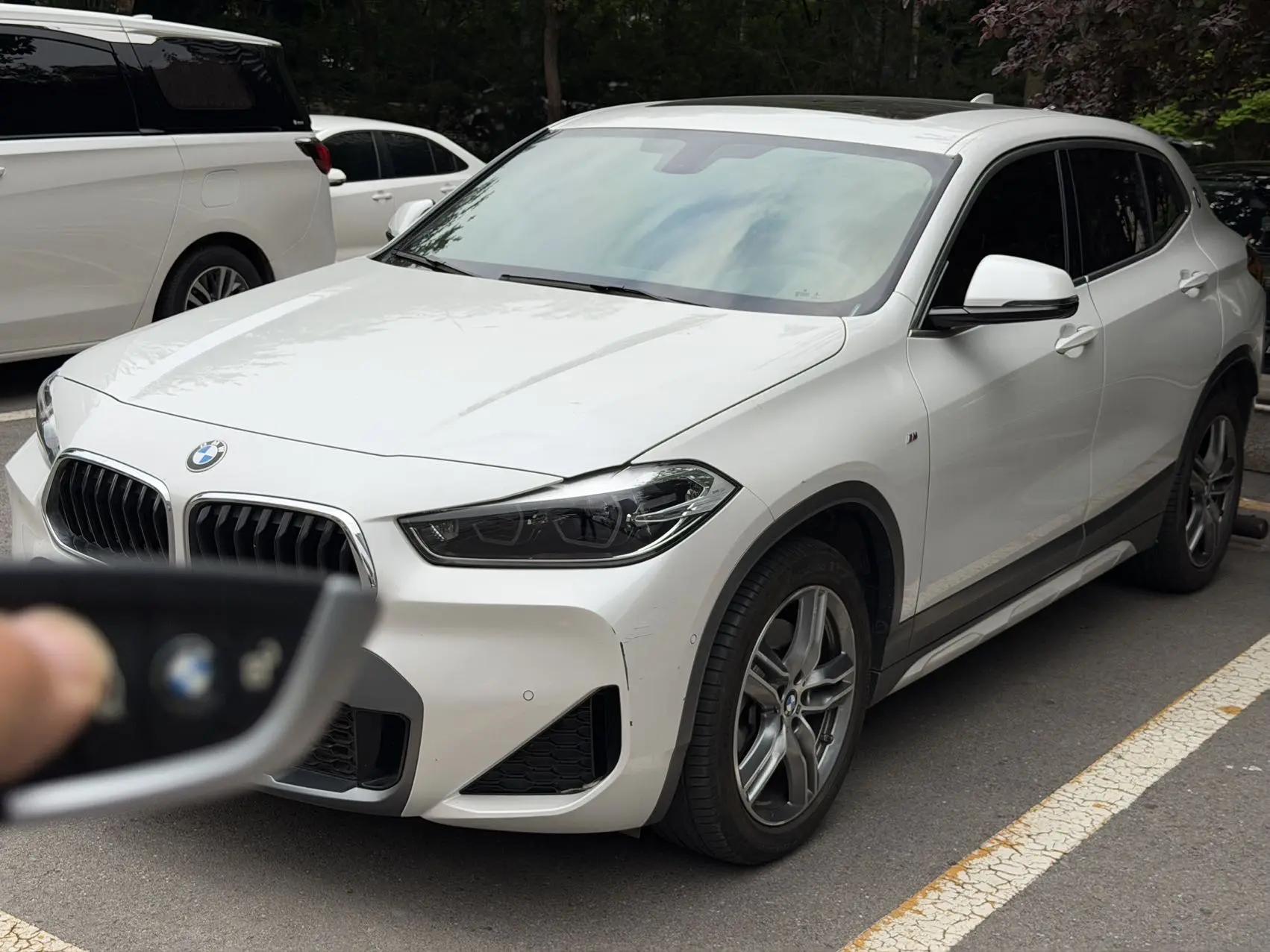 BMW X2 2020 sDrive25i leading M sports suit