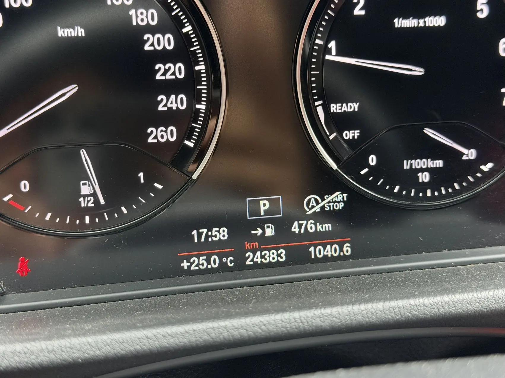 BMW X2 2020 sDrive25i leading M sports suit 9
