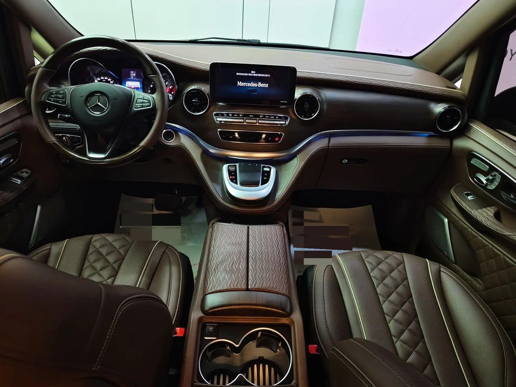 Mercedes Benz Class V 2020V 260 Pilot Edition 9