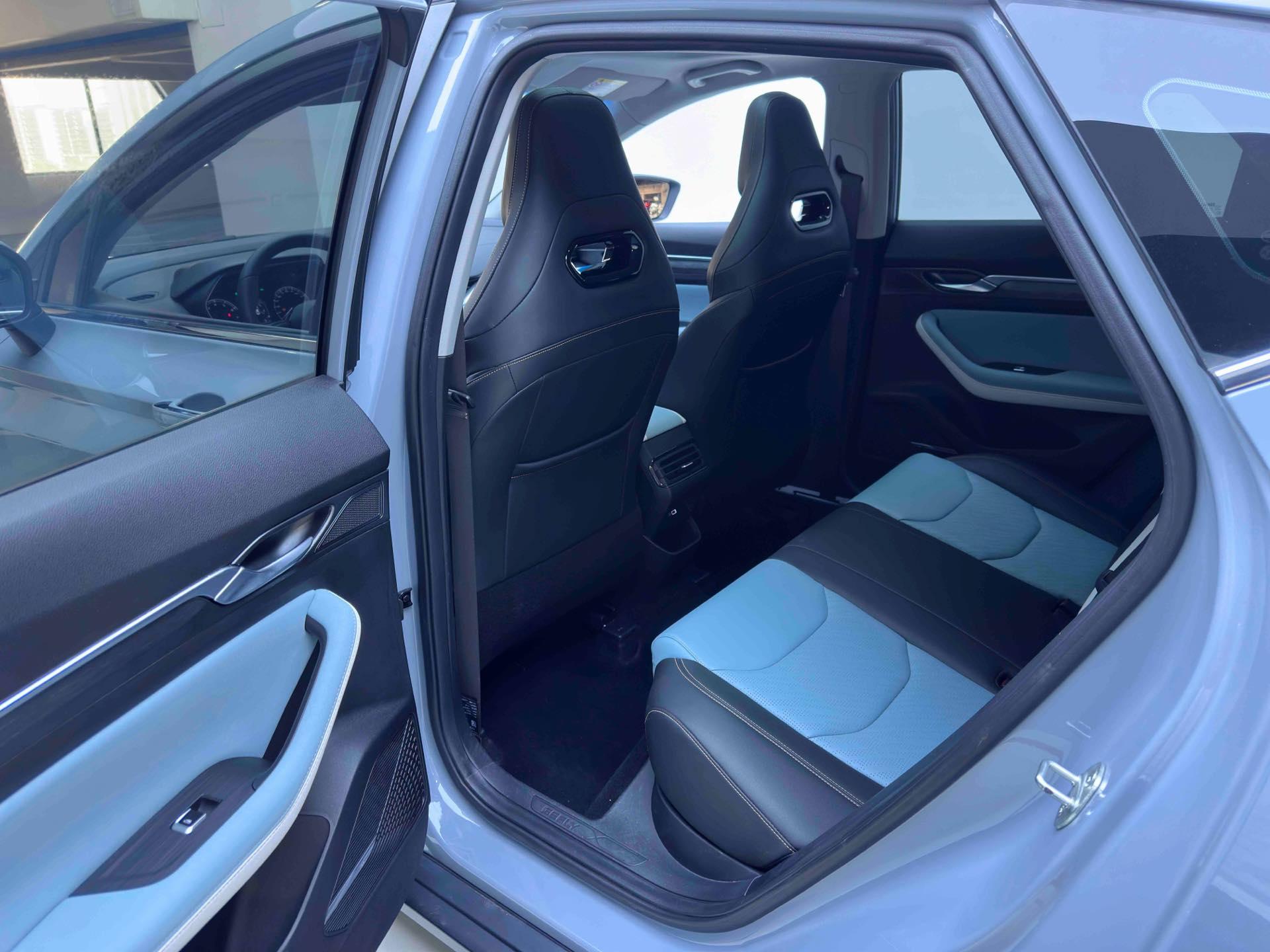 Emgrand S 2022 1.4T CVT Cross-border Player Edition 4