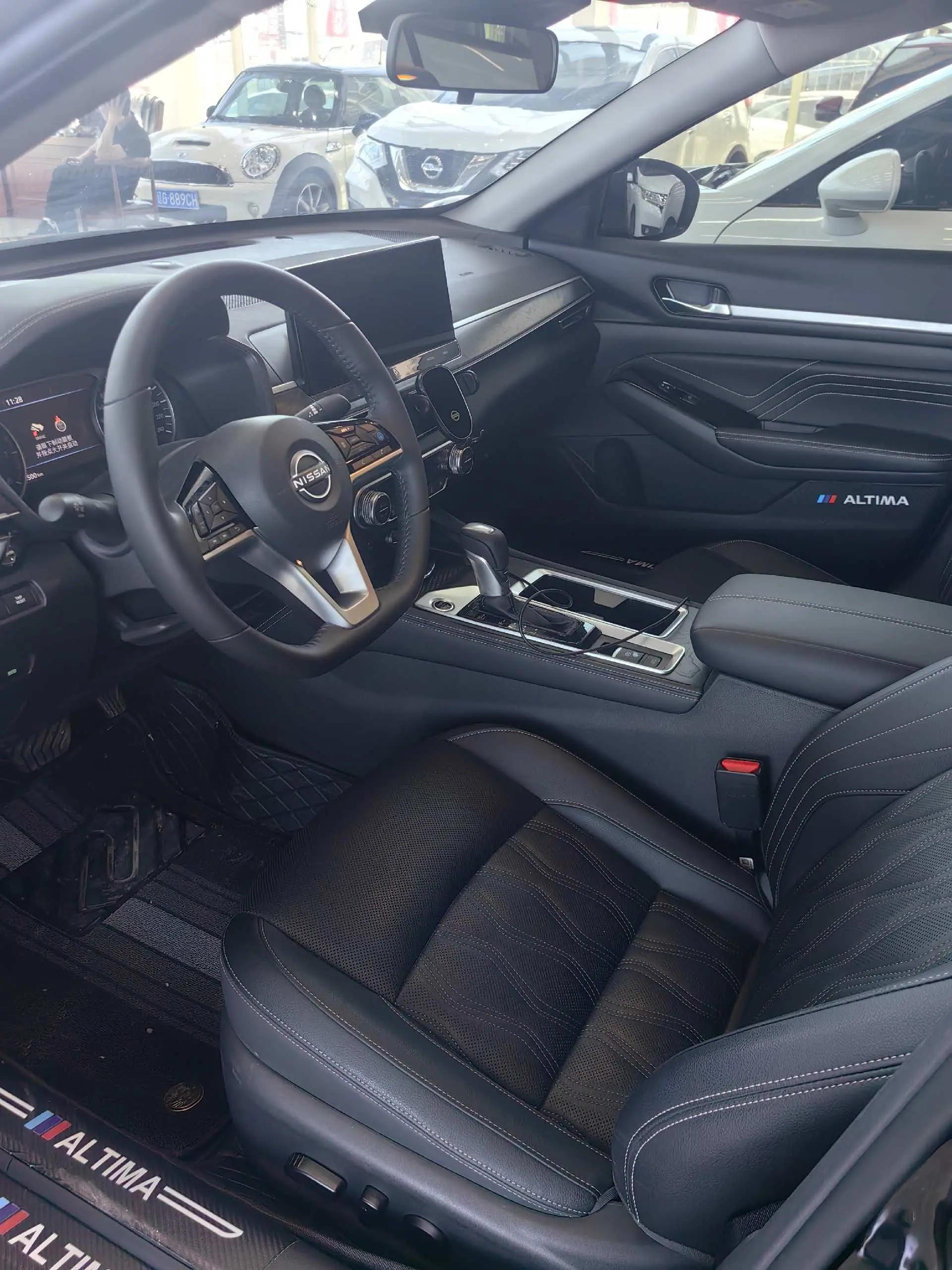 Nissan 2025 Teana 2.0 Stepless XL-TLS Pleasant Edition Automatic Gear 3