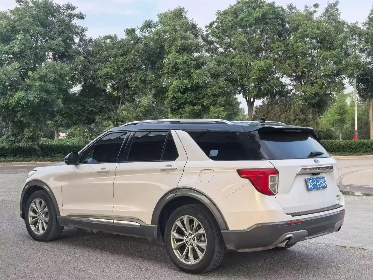 Explorer 2020 EcoBoost 285 4-wheel drive titanium version 6 seats 6
