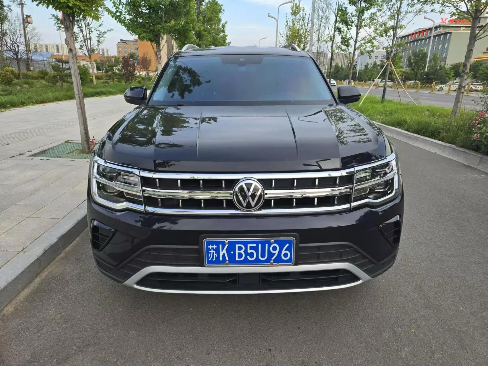Touron 2023 380TSI 4-wheel Drive Deluxe Edition 2
