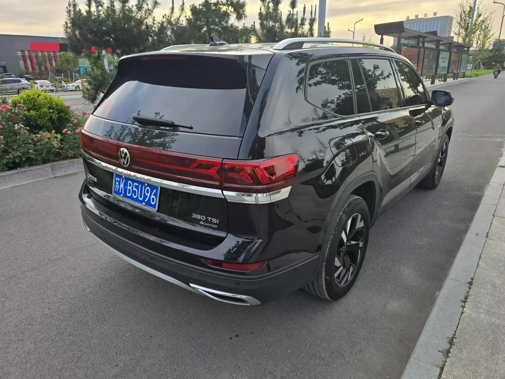 Touron 2023 380TSI 4-wheel Drive Deluxe Edition 4
