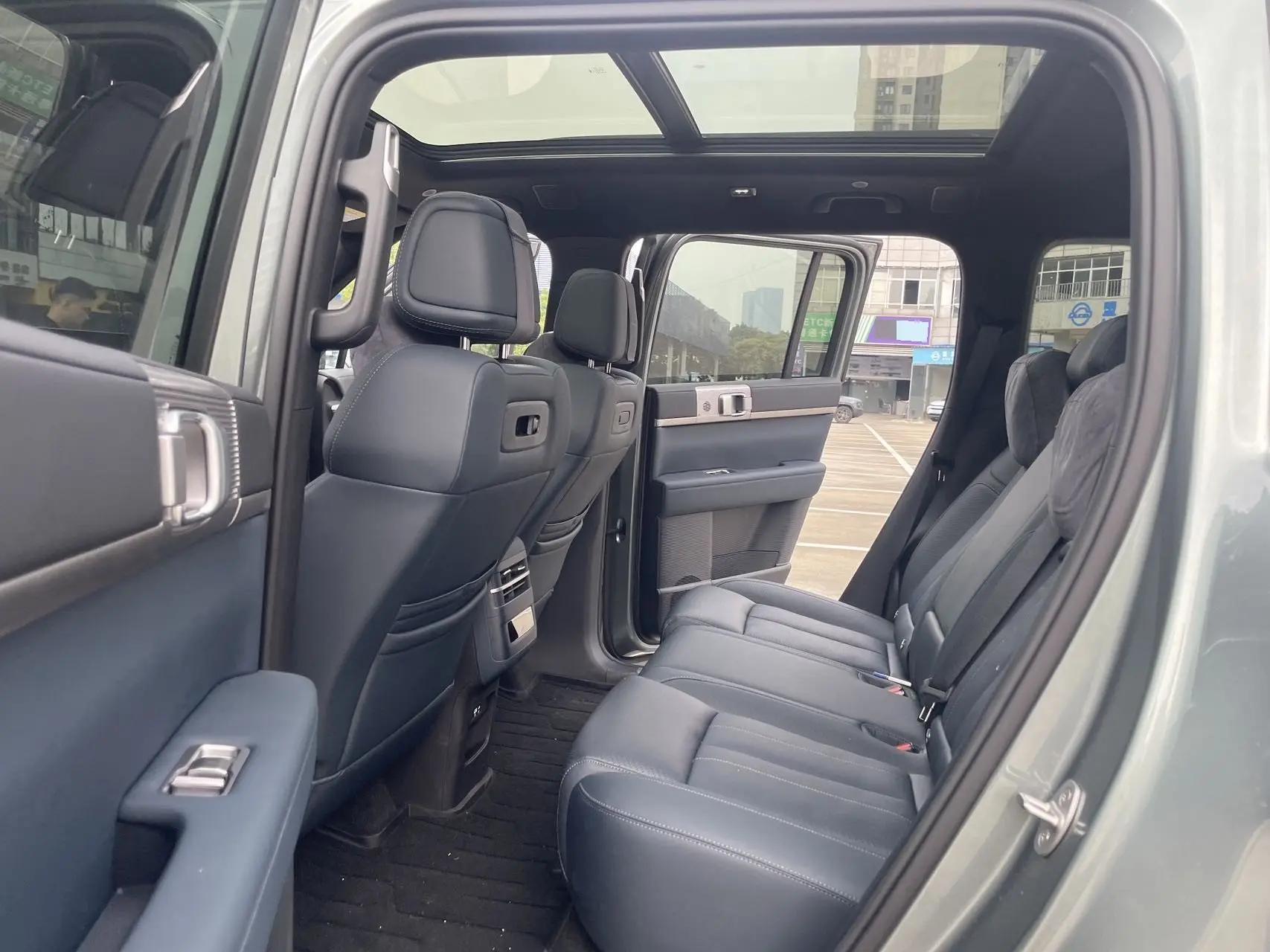 FangChengBao 2025 titanium 7 1.5T stepless 190KM four-wheel drive Ultra version of automatic gear 5