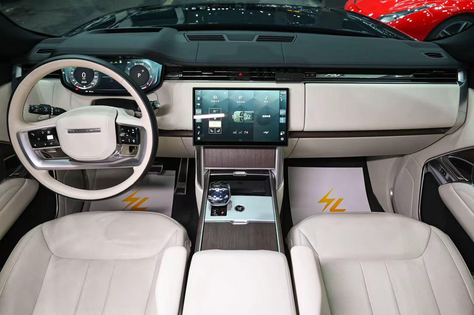 Land Rover Range Rover (Imported) 2025 Model Range Rover 48V 3.0L L6 400 hp First Edition Long Wheelbase Automatic 14