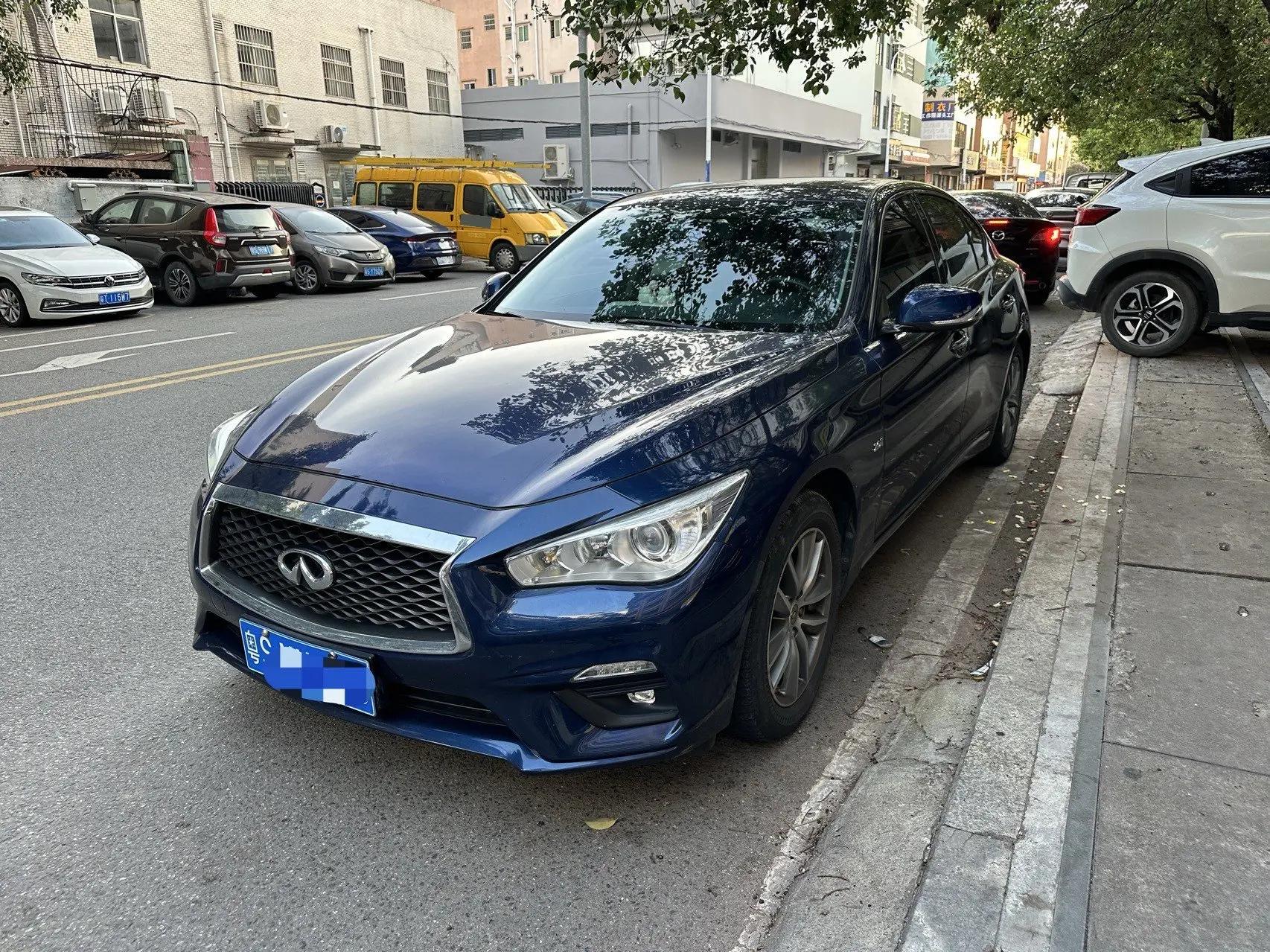 Open image lightbox: Infiniti Q50L 2018 2.0T Comfort Edition Country V