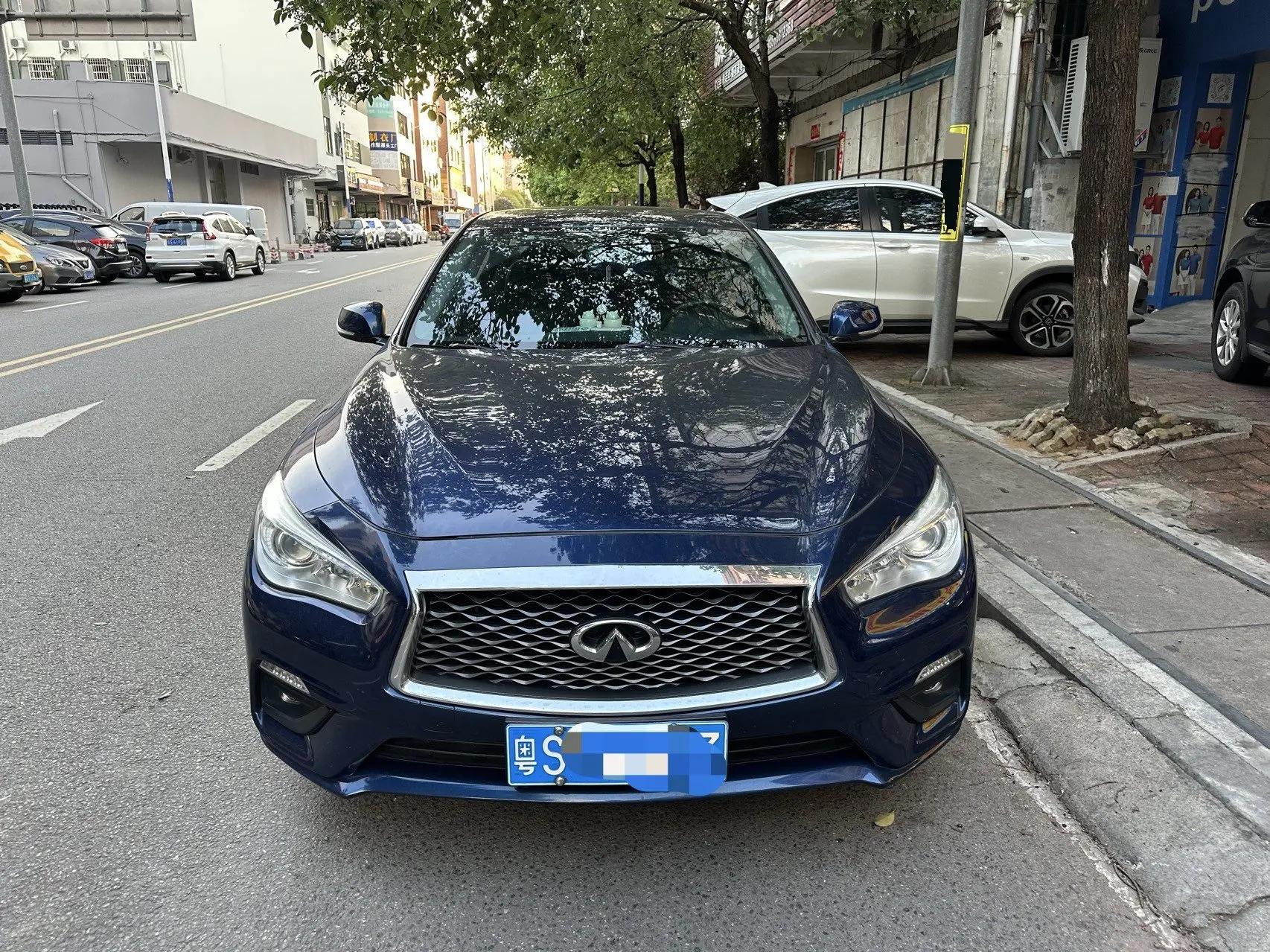 Infiniti Q50L 2018 2.0T Comfort Edition Country V 2