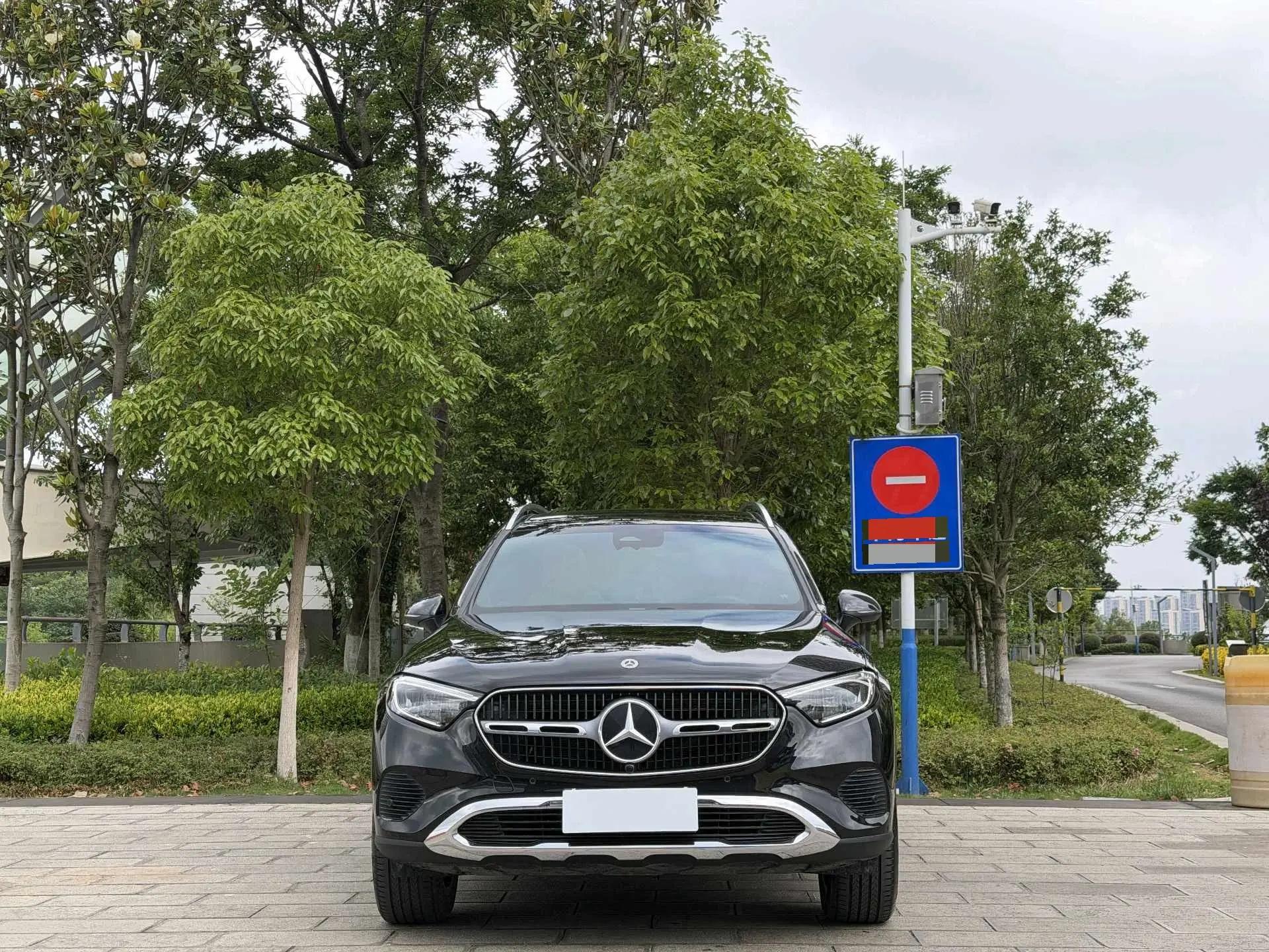 Mercedes Benz 2024 GLC 260 L 4MATIC 48V 2.0T Dynamic 5-Seater Automatic 2