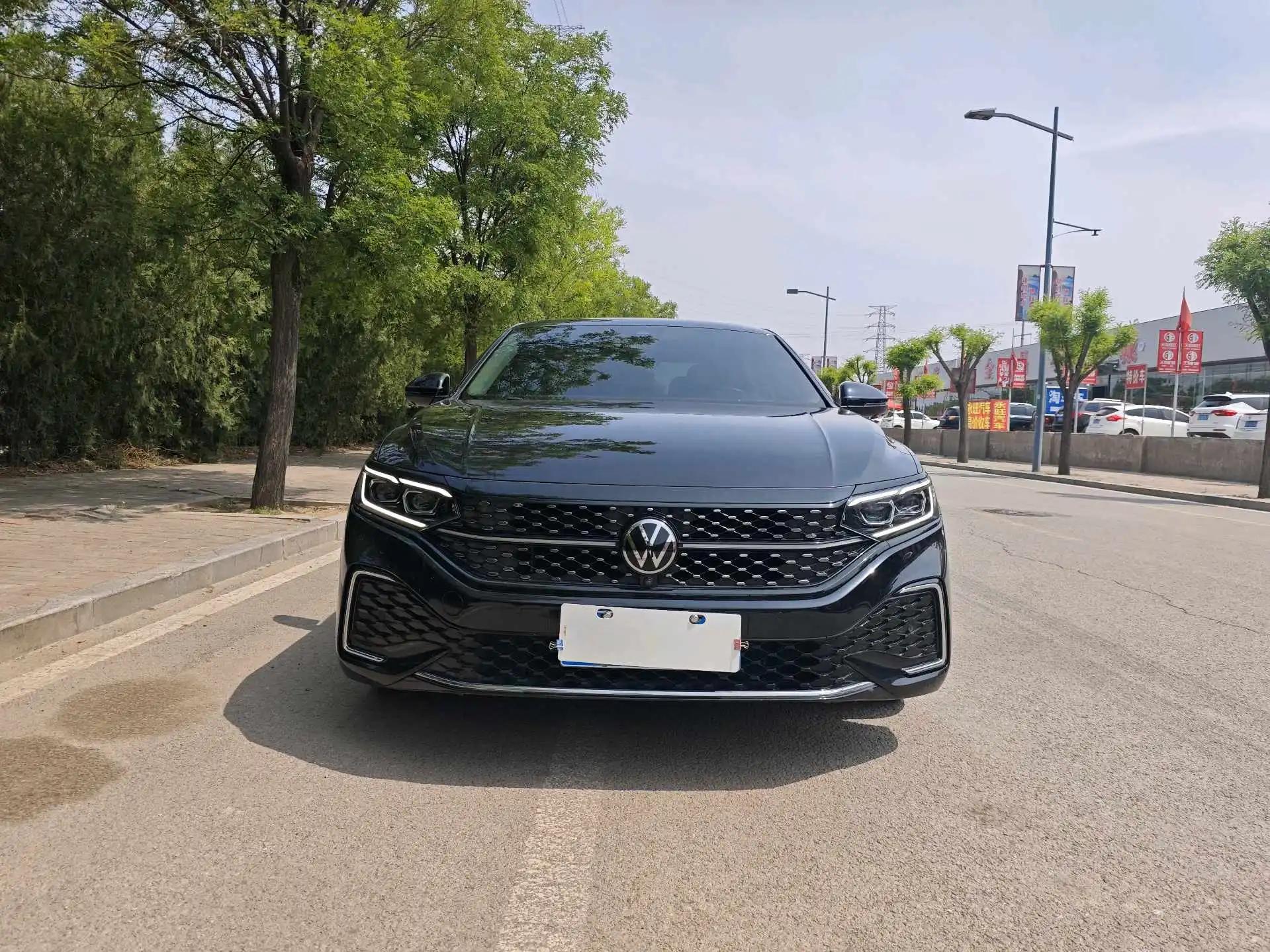 Volkswagen 2023 Passat 2.0TSI 330TSI Star Deluxe Edition (Modified) Automatic Gear 3