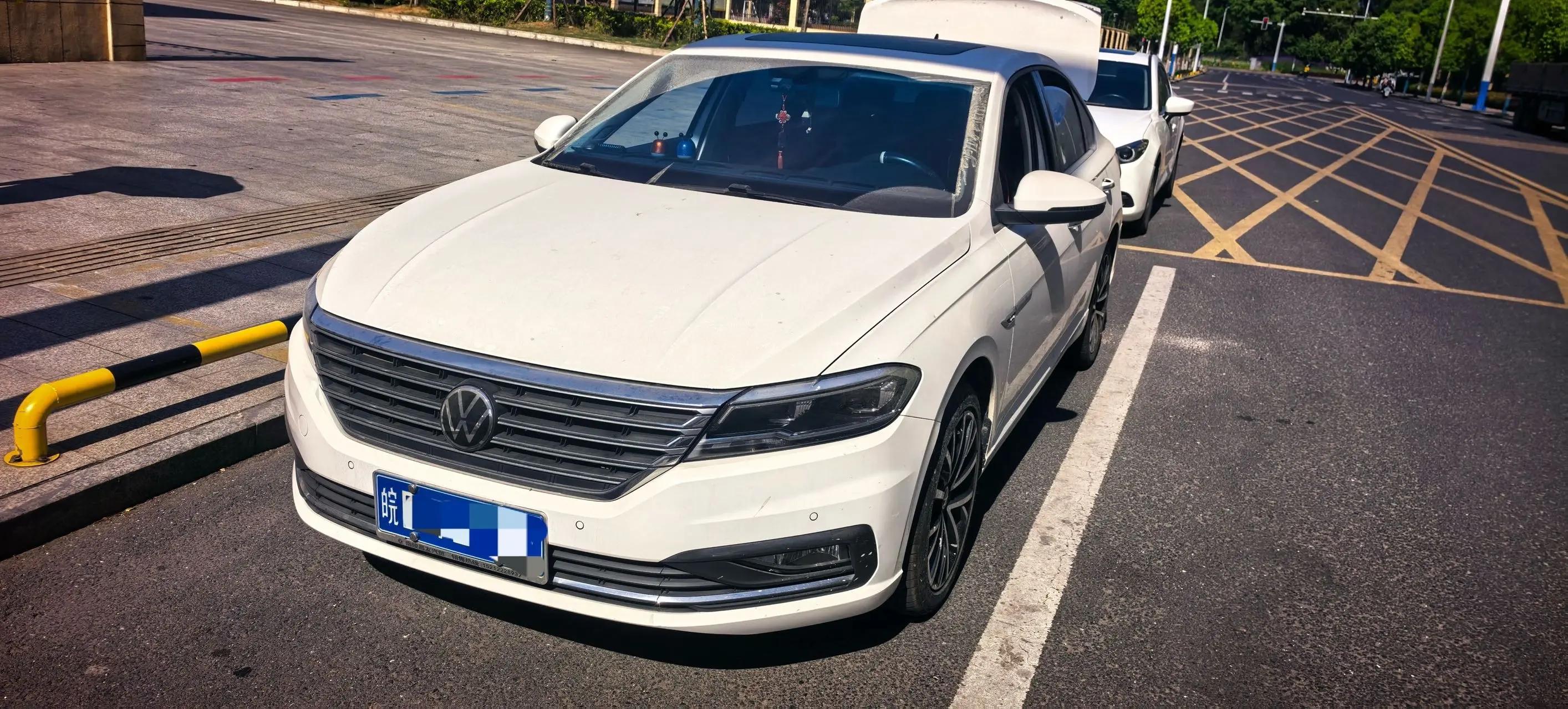 Lavida 2021 280TSI DSG Deluxe Edition