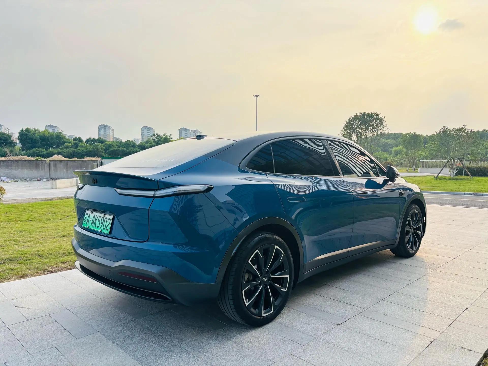 ONVO 2024 L60 60kwh four-wheel drive version of automatic gear 6