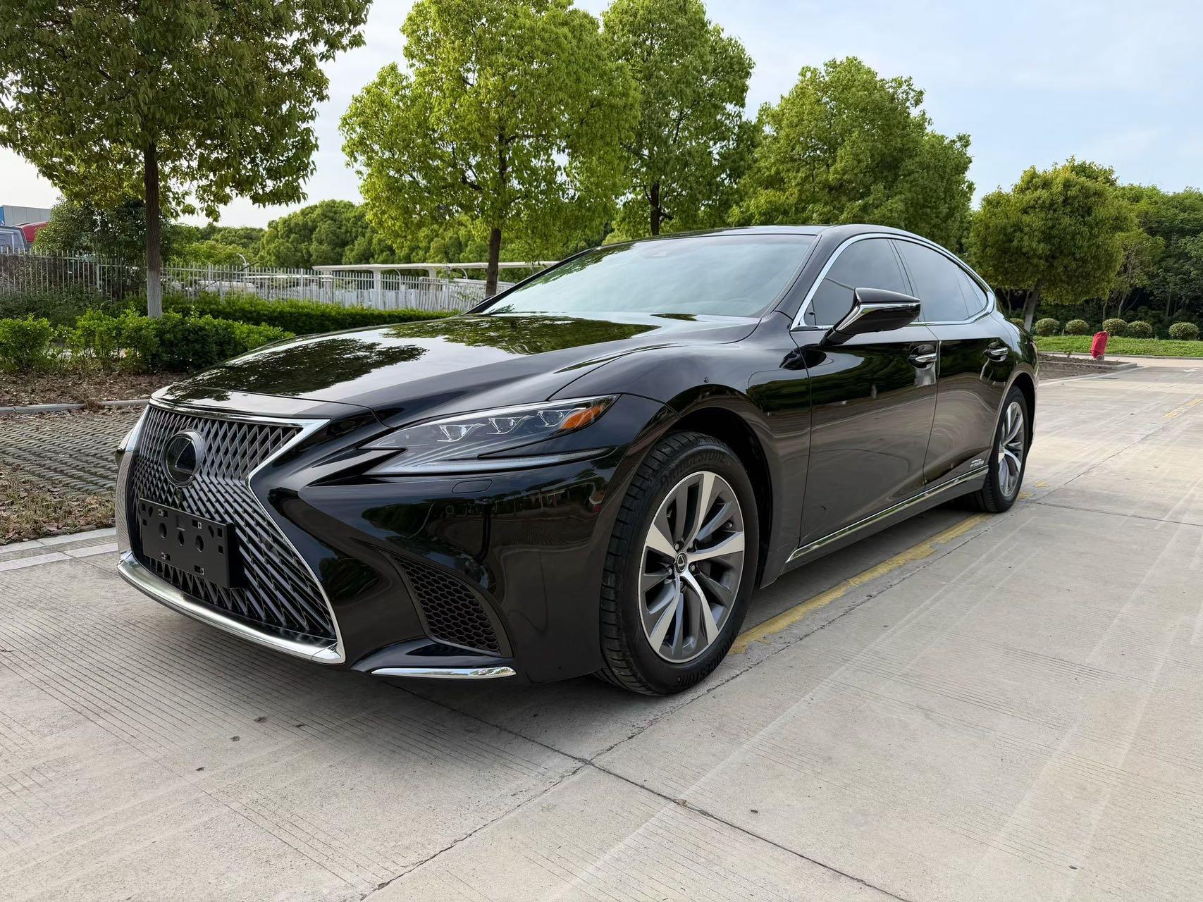 Lexus LS 2021 500h Excellent Edition