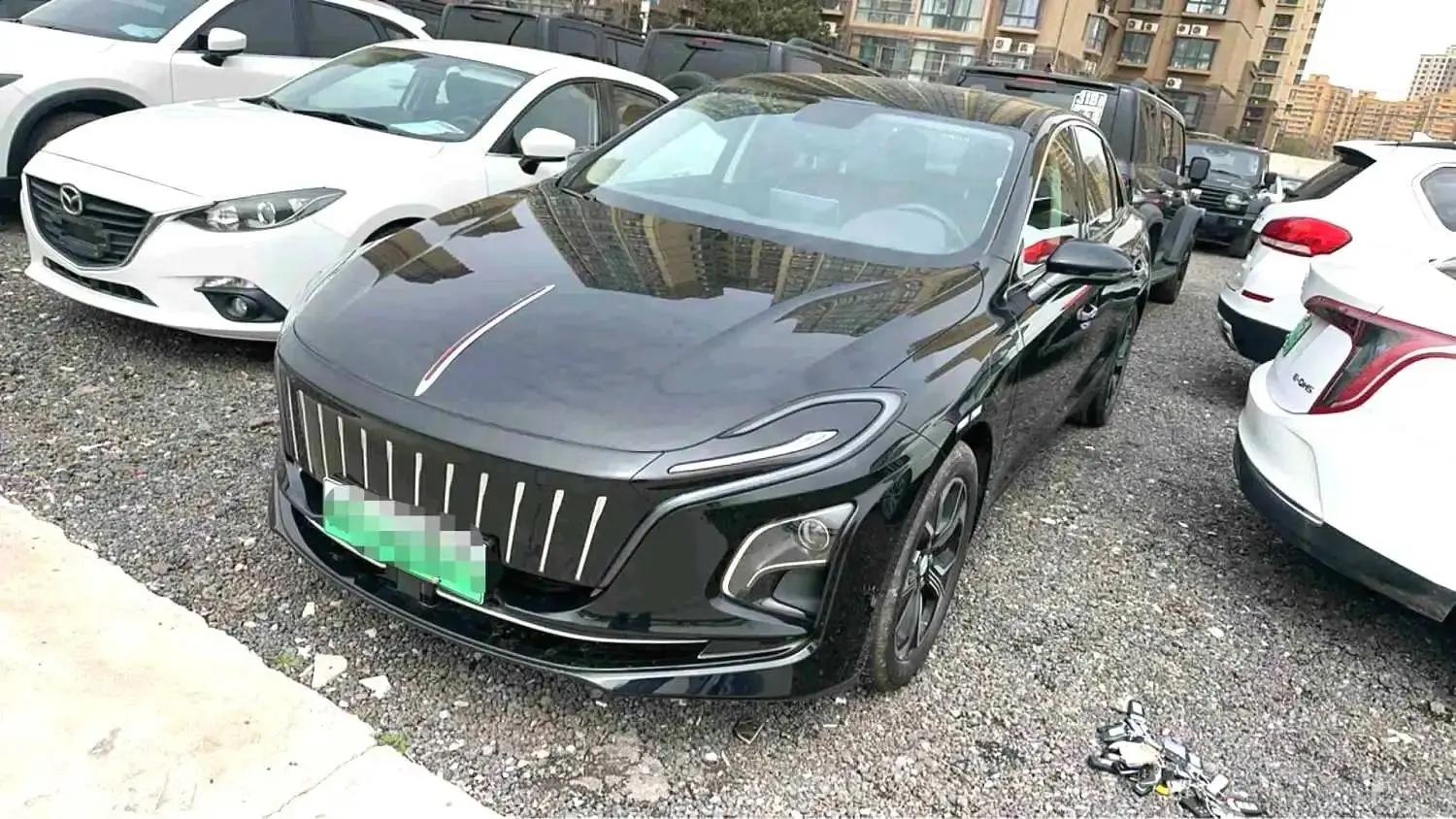 HongQi E-QM5 2022 431km Rechargeable Edition