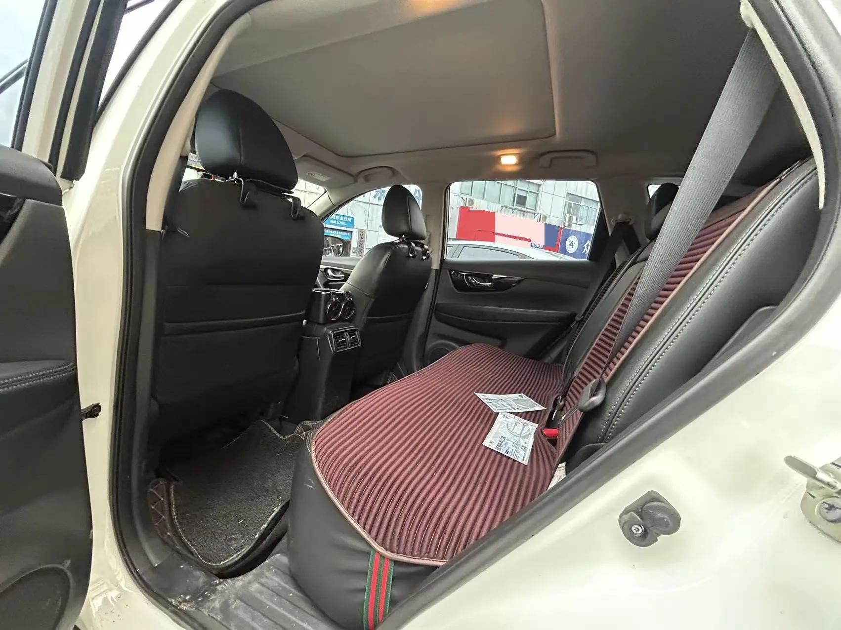 Qijun 2019 2.0L CVT Comfort Edition 2WD 3