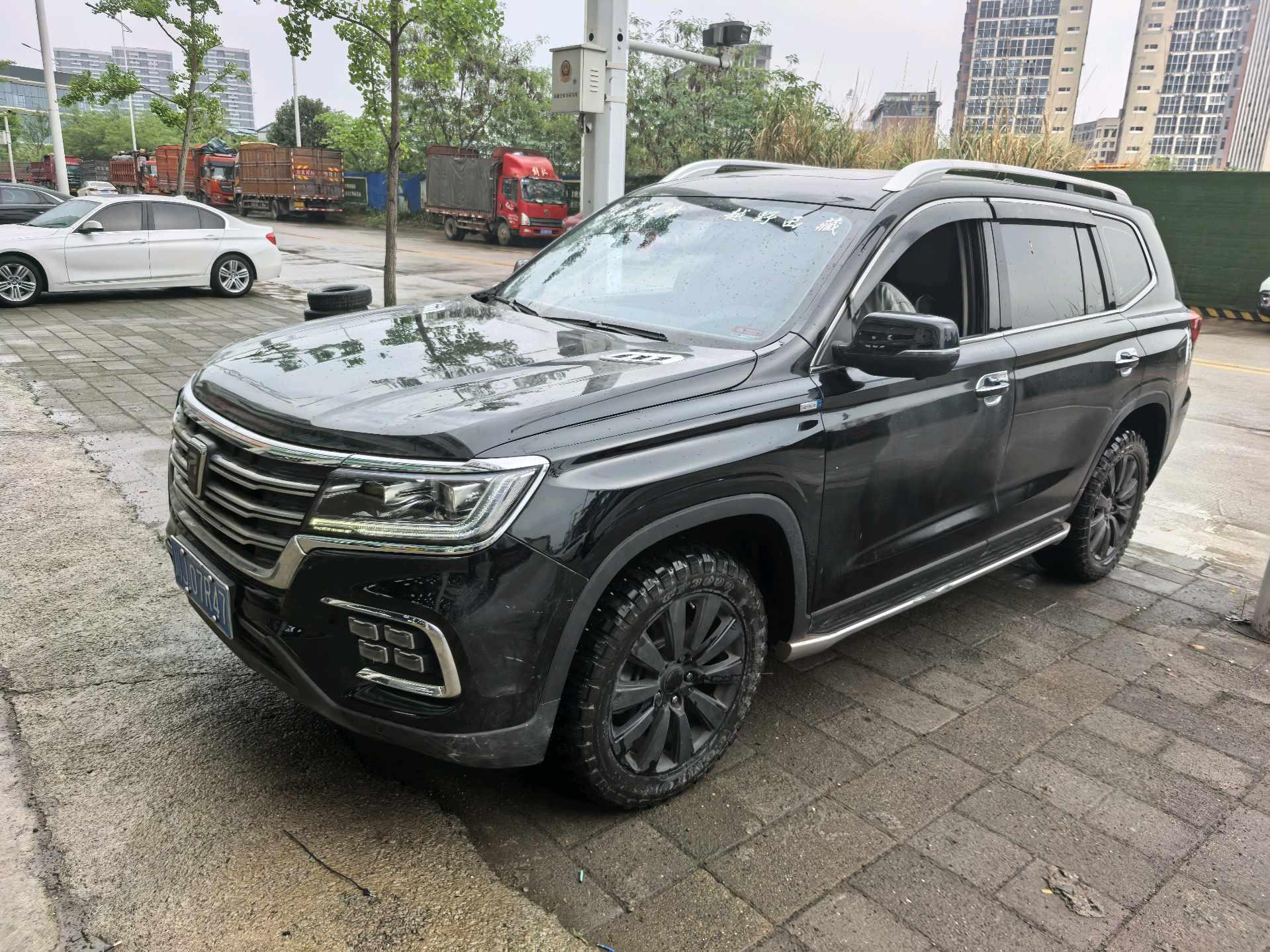 Roewe RX8 2019 30T Smart Network 4-wheel Drive Super Flagship Edition