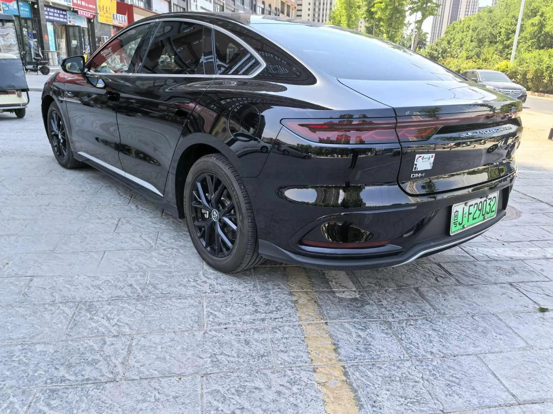 BYD 2025 Chinese DM-i 1.5T stepless 125KM elite automatic gear 3