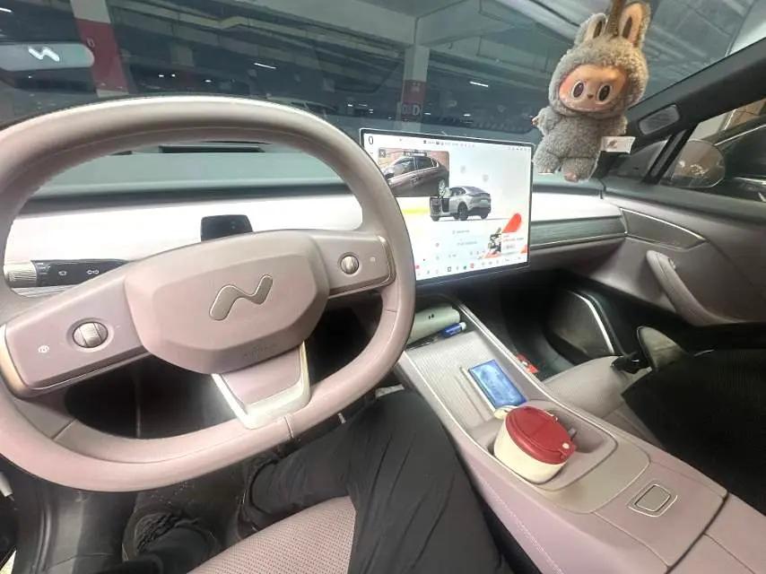 ONVO 2025 L60 60kWh rear drive version automatic gear 5