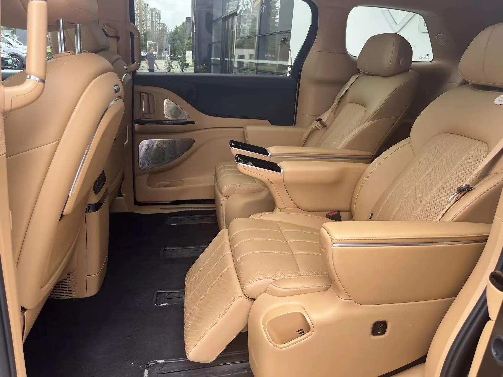 Voyah 2025 dreamers PHEV 1.5T four-wheel drive distinguished dry Kun version automatic gear 7