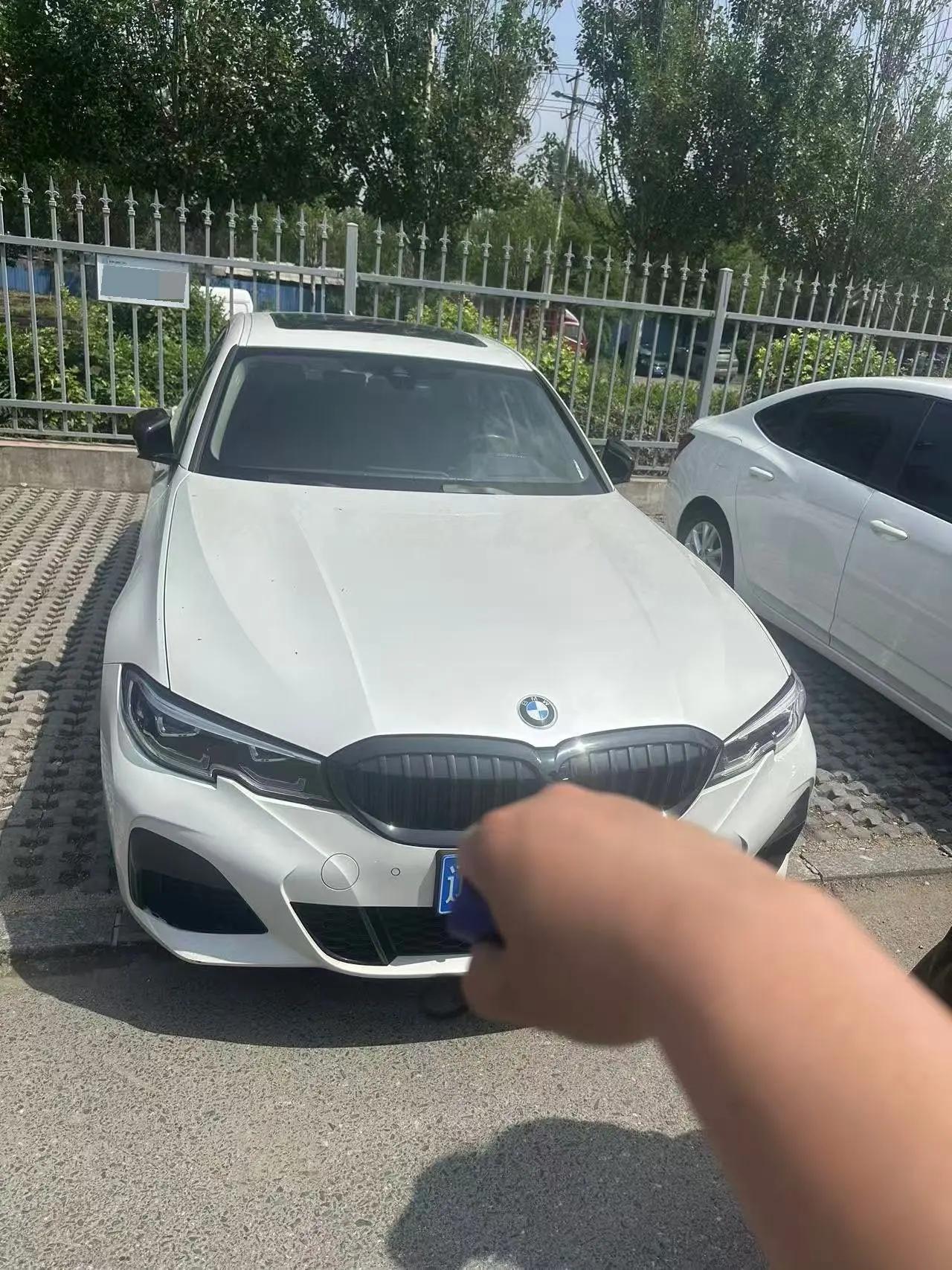 BMW 3 Series 2021 330i M Sports Night Suit 2