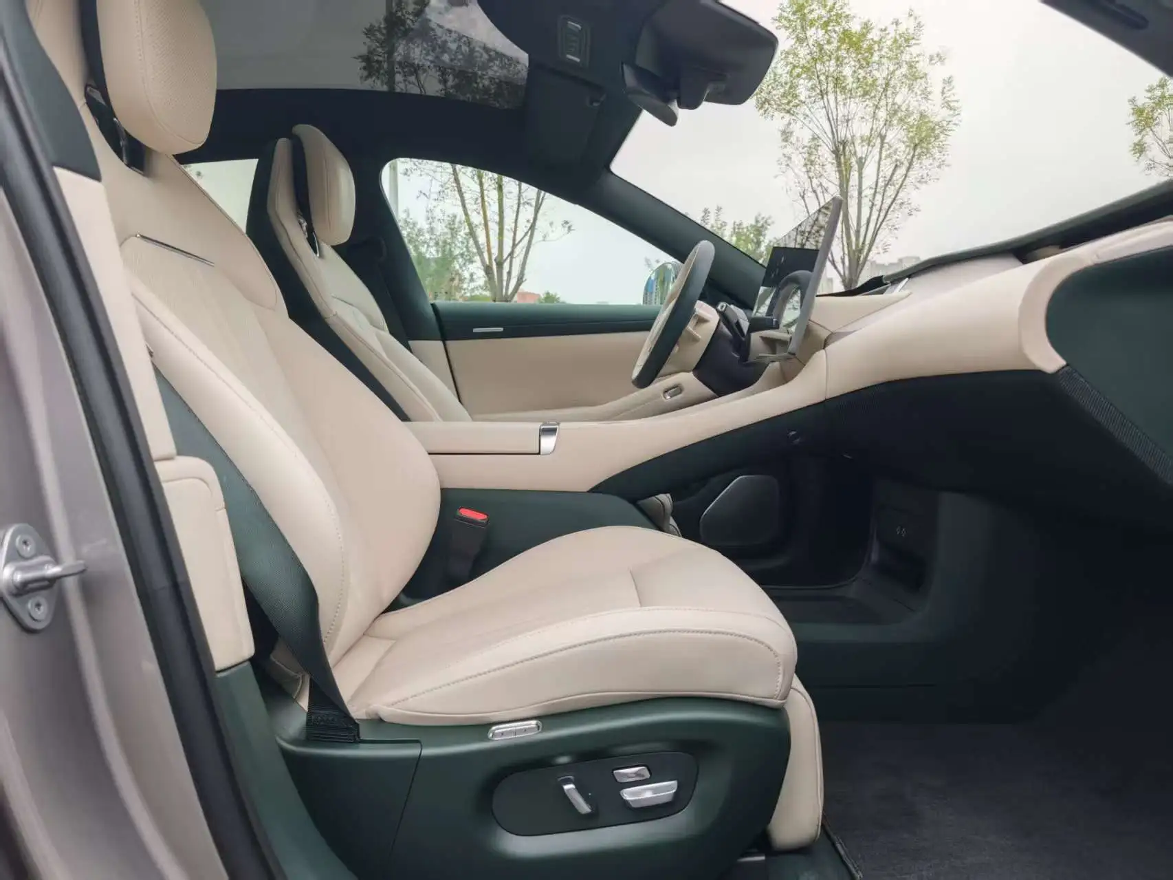MI YU7 2025 Long Endurance Rear Drive Edition 7