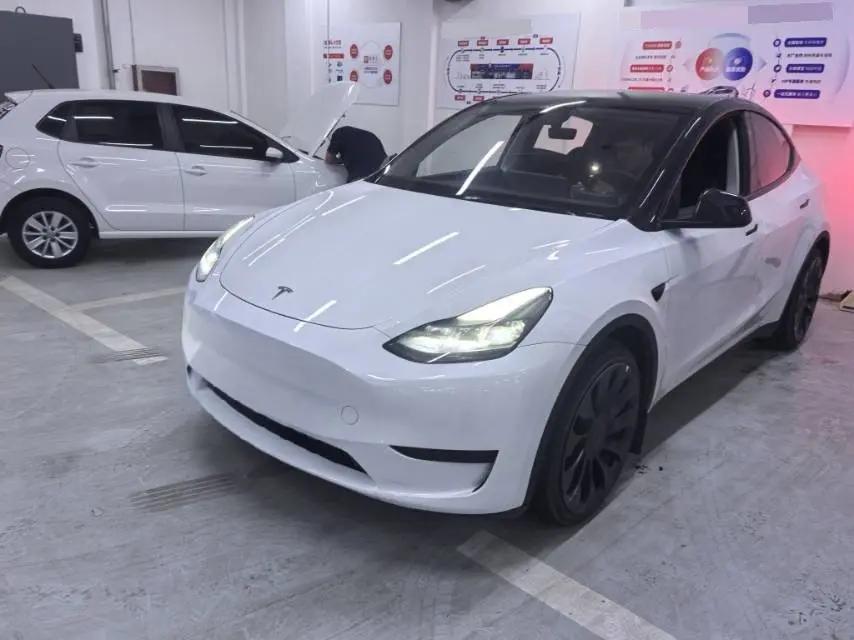 2024 Model Y Rear-Wheel Drive Edition