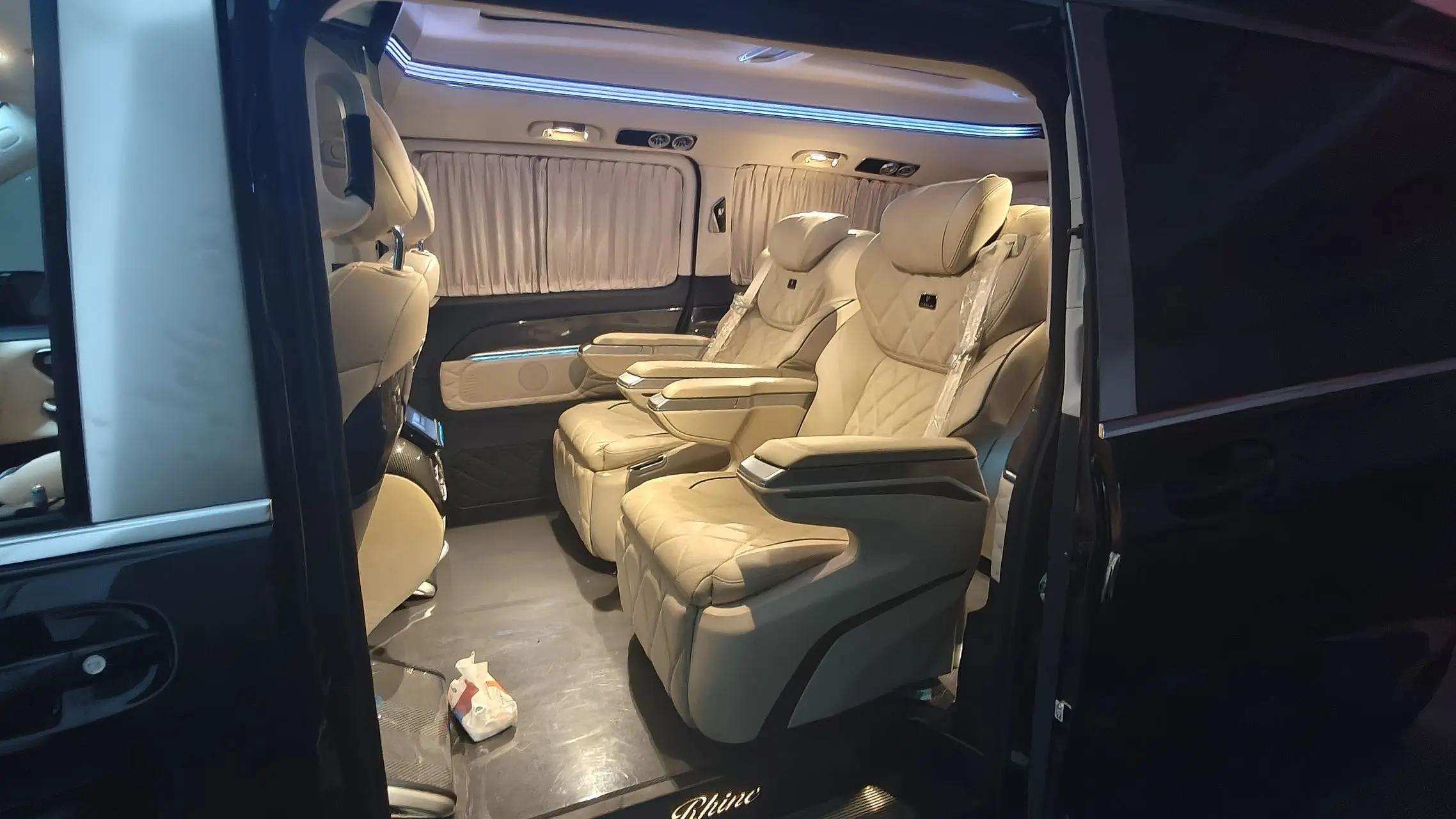 Mercedes Benz V-Class 2022V 260 L 2.0T Prestige Automatic 5