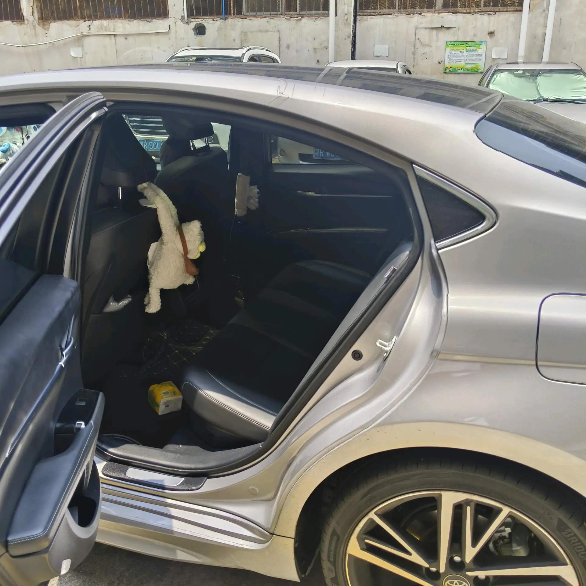 Toyota 2024 Camry Dual Engine 2.0HS Stepless Sports Edition Automatic Gear 4