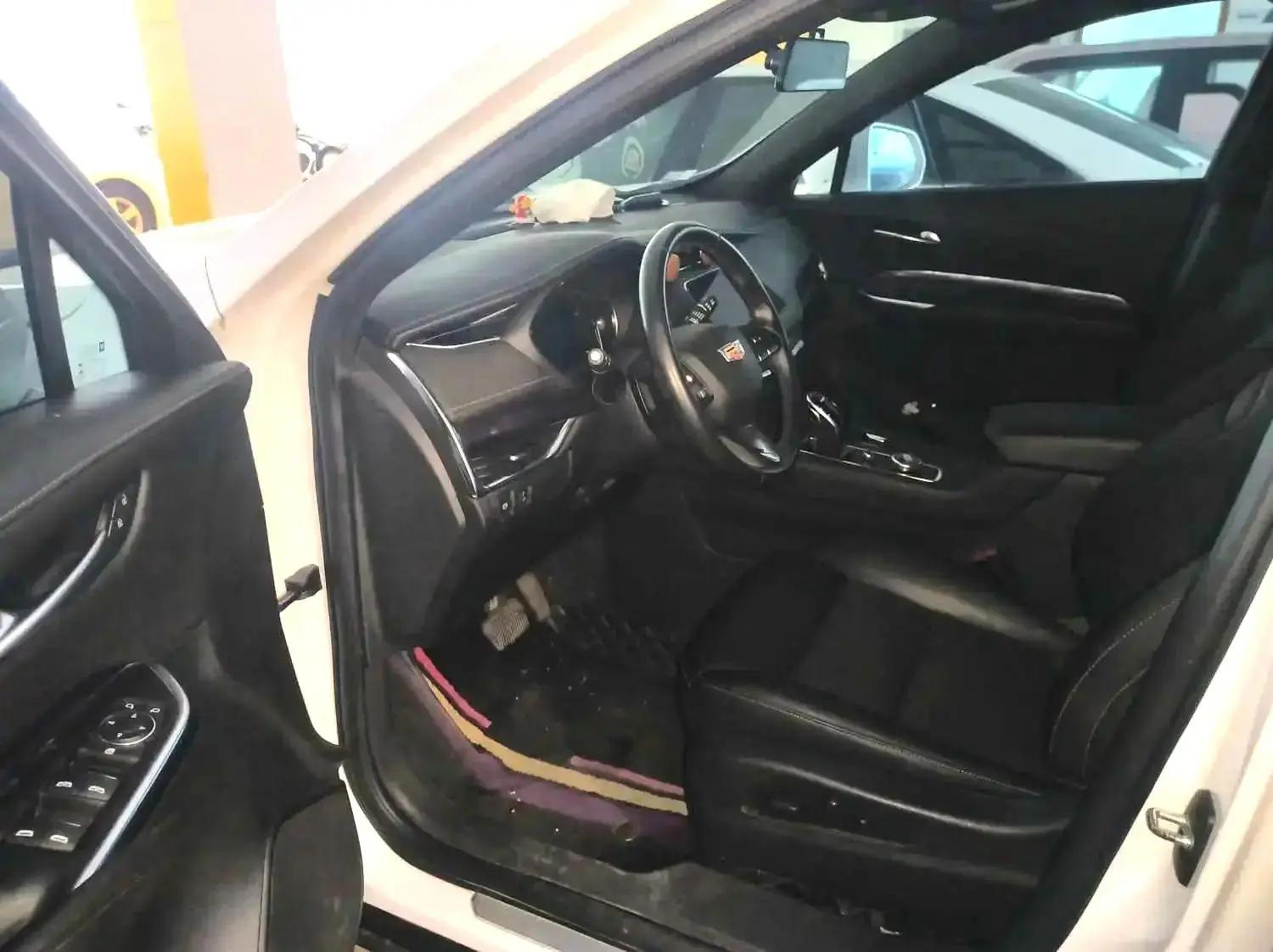 Cadillac XT4 2020 28T Two-Drive Technology 2