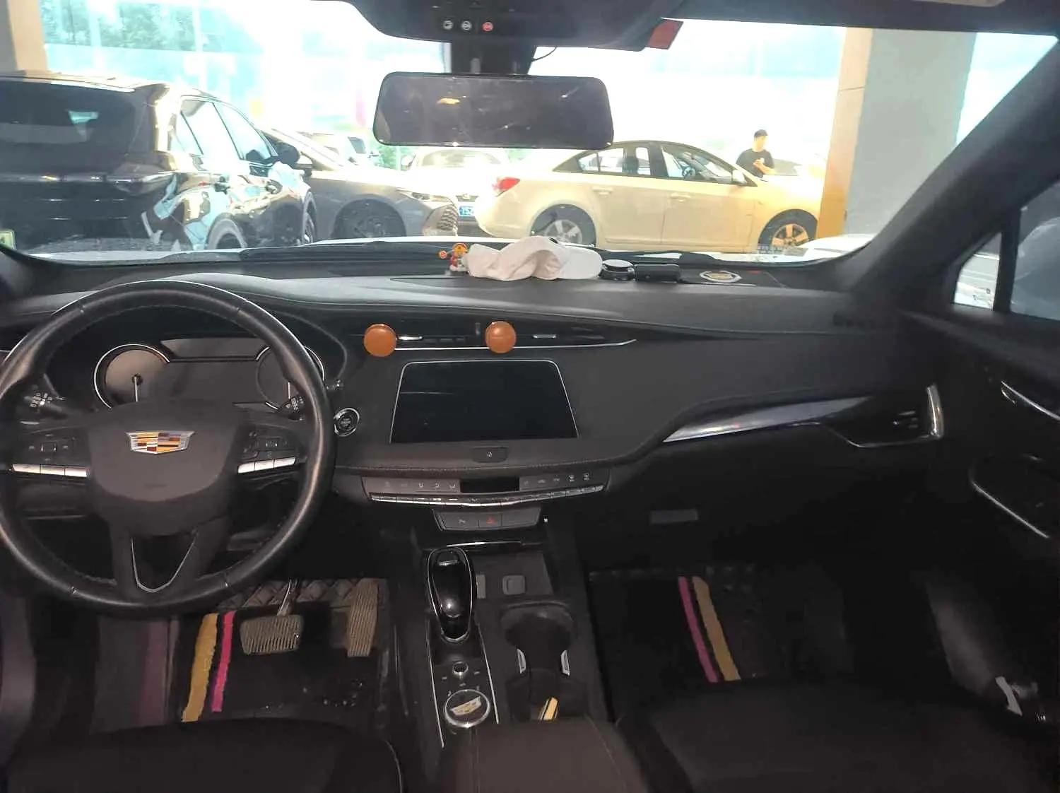 Cadillac XT4 2020 28T Two-Drive Technology 4