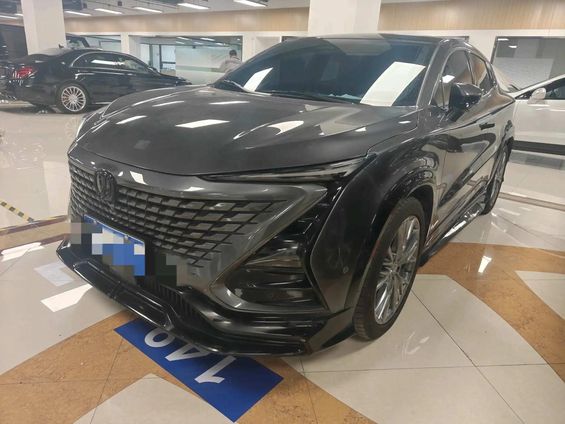 ChangAn 2023 UNI-T 1.5T Sports Flagship Automatic Gear