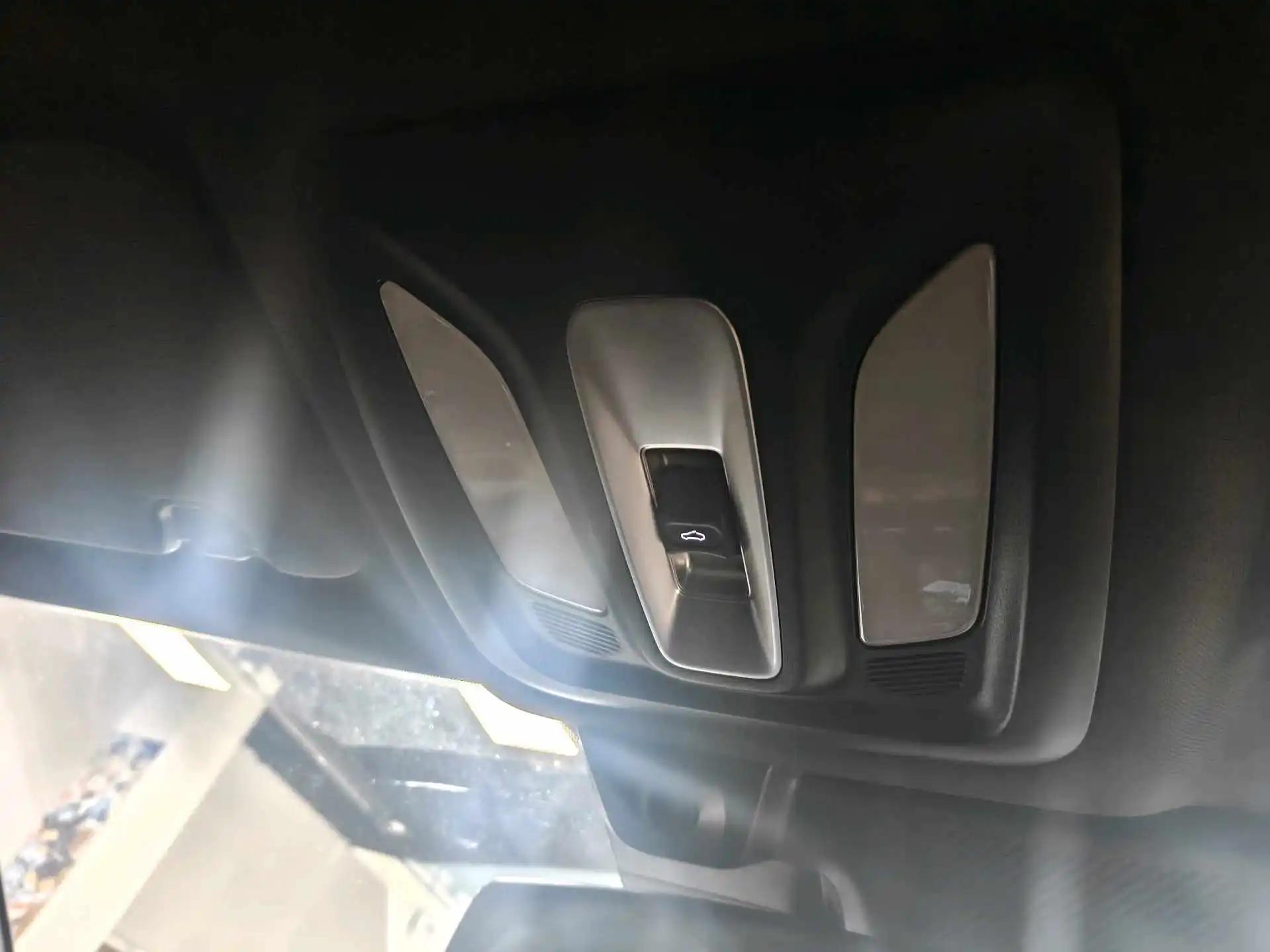 ChangAn 2023 UNI-T 1.5T Sports Flagship Automatic Gear 6