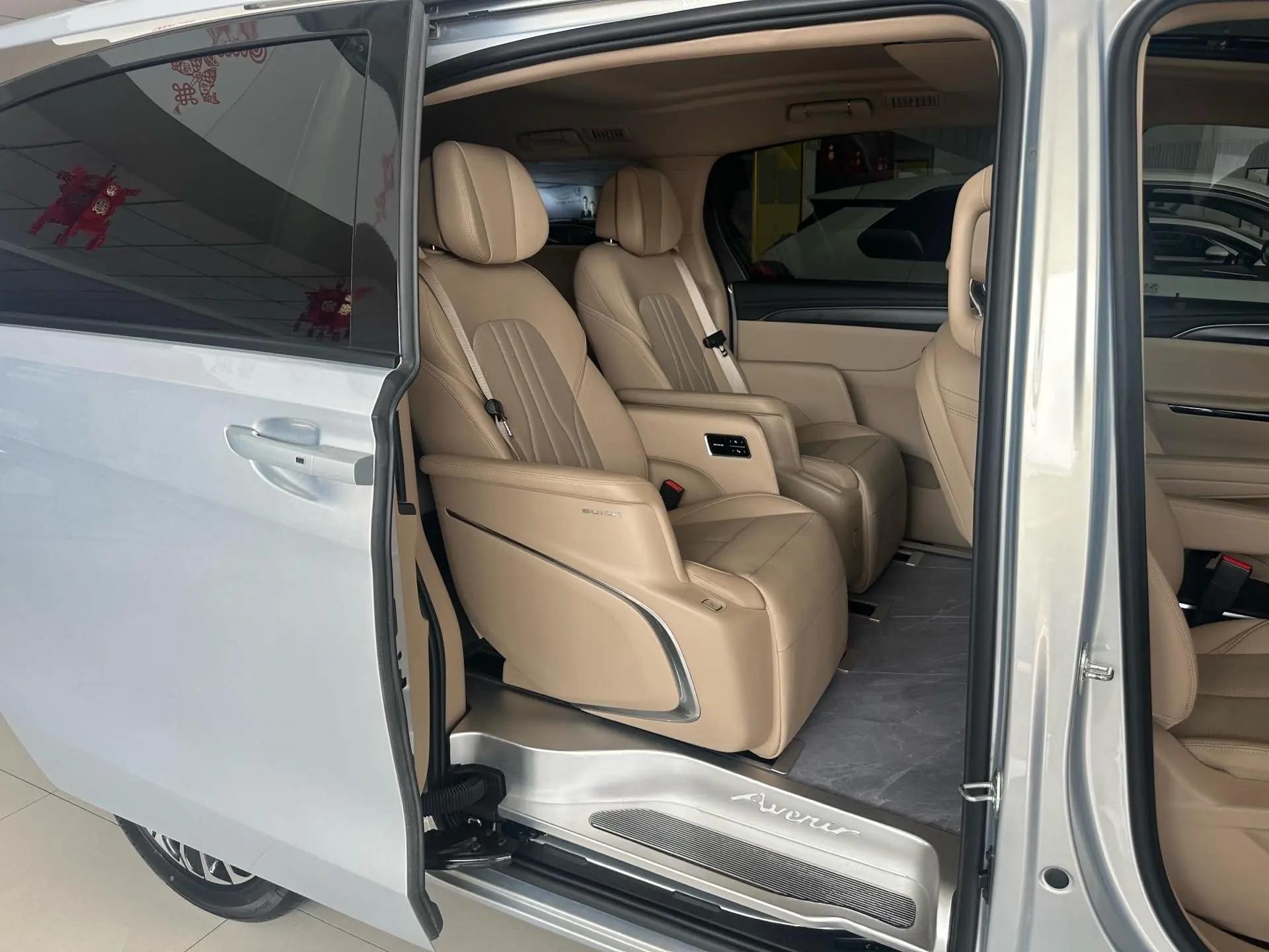 Buick 2025 GL8 Land Luxury 1.5T Prestige 7-Seater Automatic 5