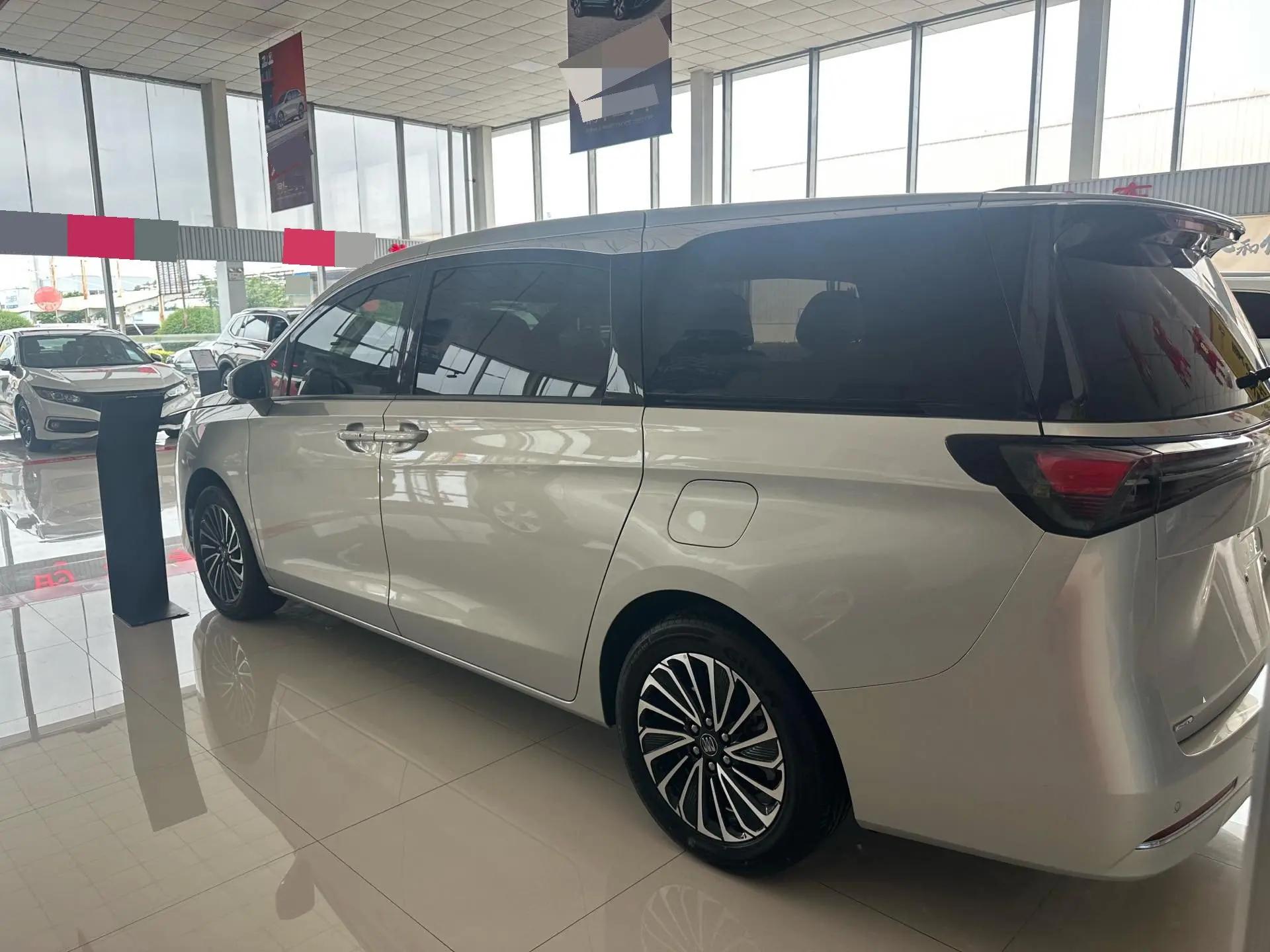 Buick 2025 GL8 Land Luxury 1.5T Prestige 7-Seater Automatic 7