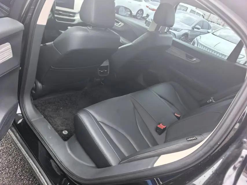 HongQi E-QM5 2024 610km PLUS 4