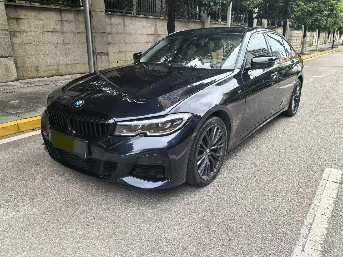 BMW 3 Series 2020 Changed 325Li M Sports Obsidian Night Suit