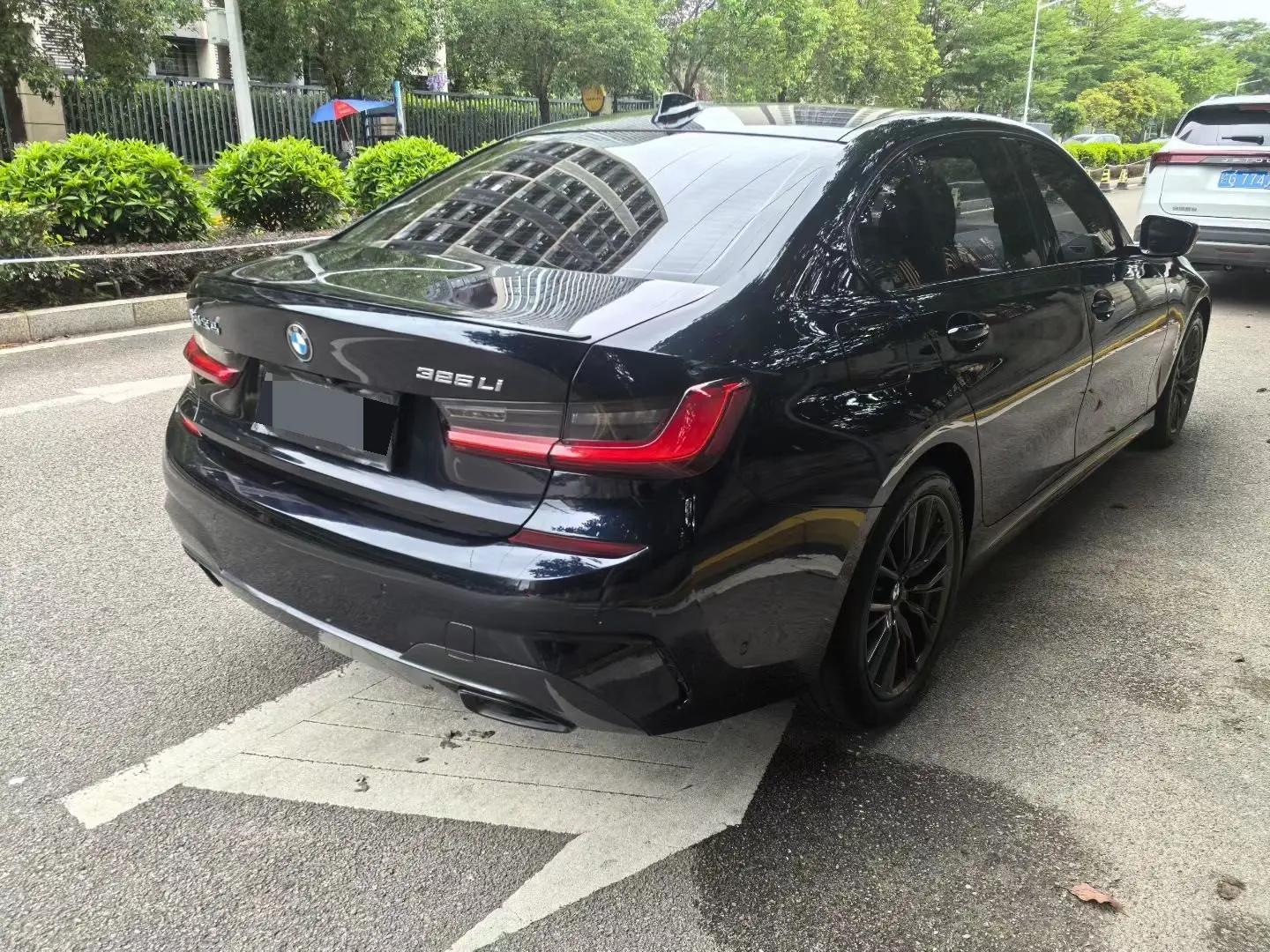 BMW 3 Series 2020 Changed 325Li M Sports Obsidian Night Suit 9