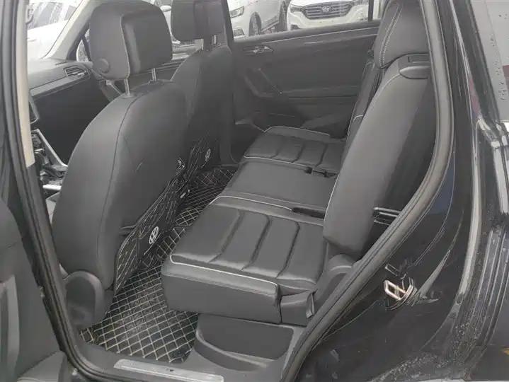 Tiguan L 2019 380TSI automatic four-wheel drive R-Line flagship 7-seat country VI 11