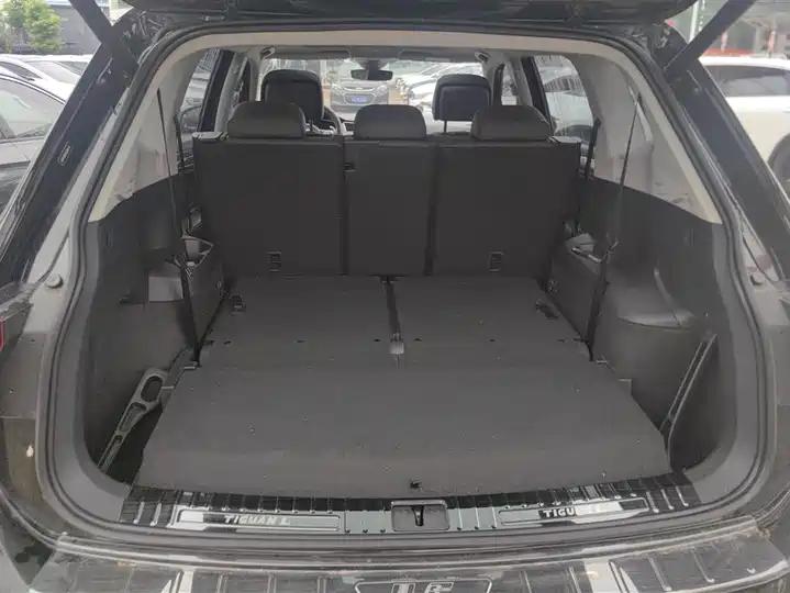 Tiguan L 2019 380TSI automatic four-wheel drive R-Line flagship 7-seat country VI 4