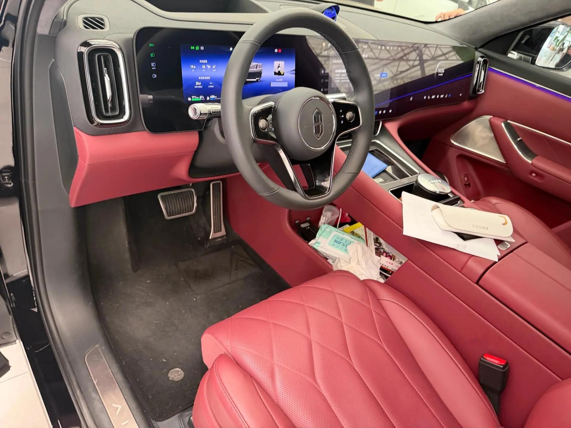 AITO M8 2025 extended range Max version 53.4kWh 5-seat version 2