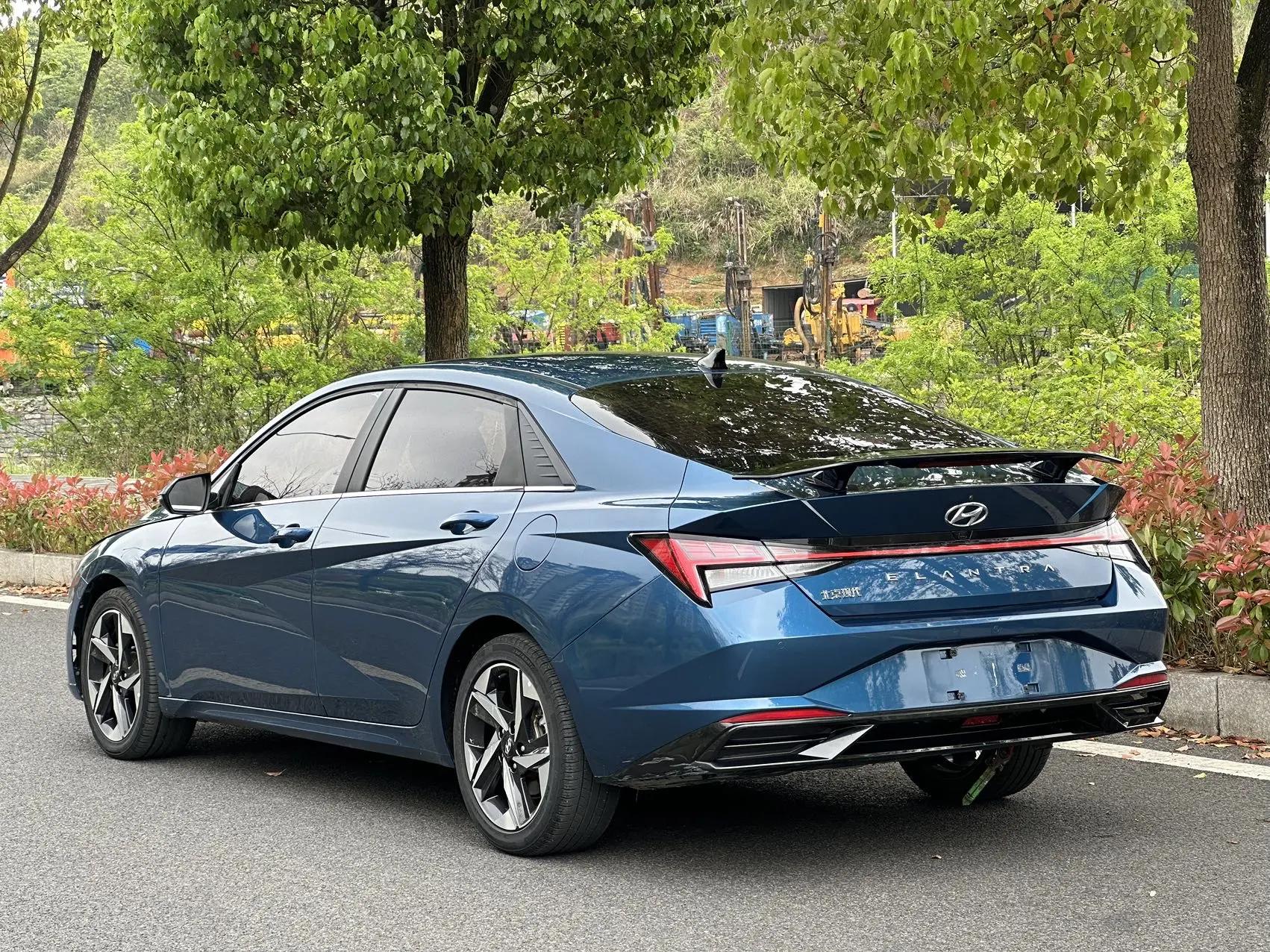 Elantra 2021 1.5L CVT GLX Elite Edition 4